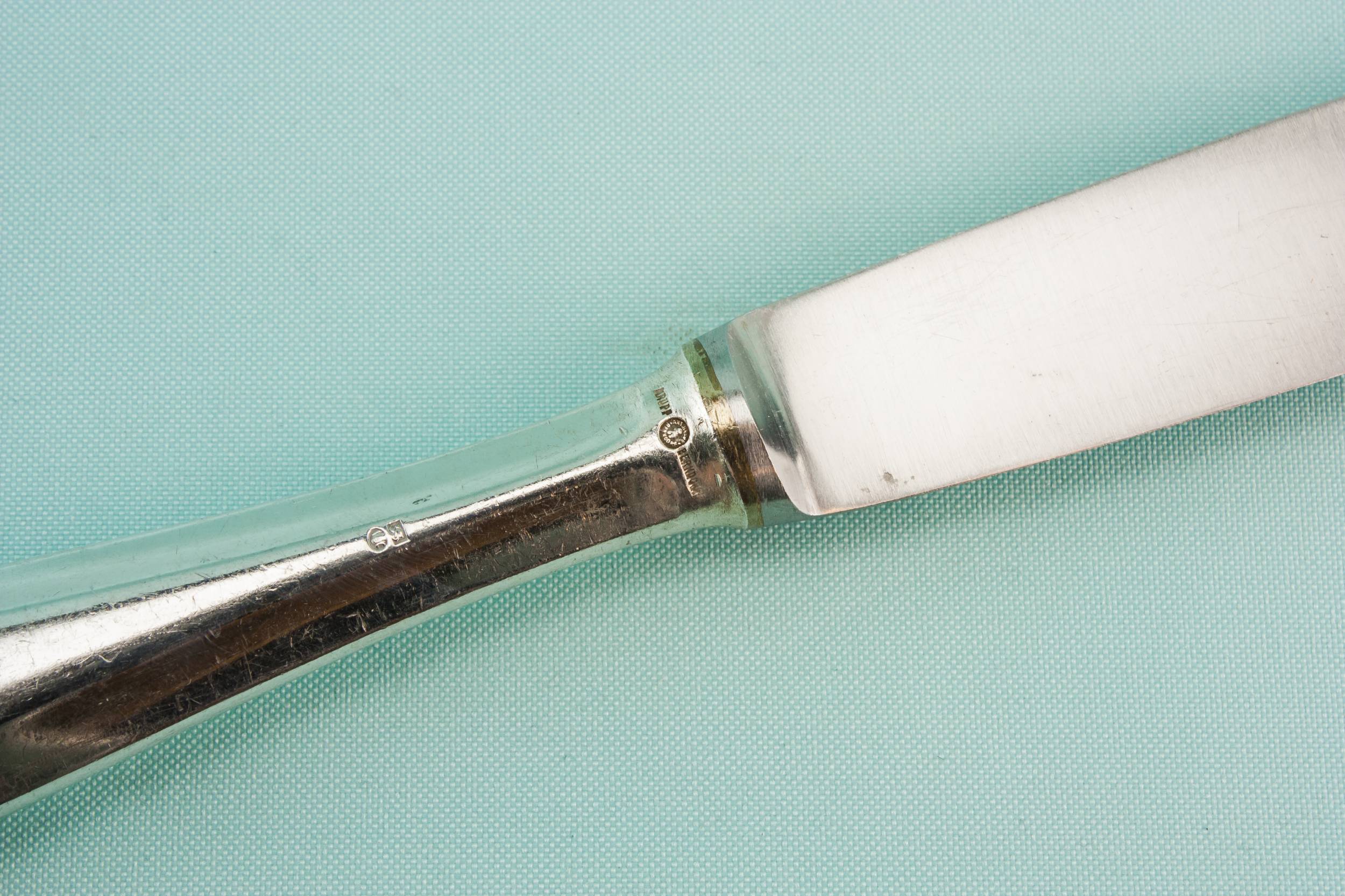 4 Art Deco dinner knives 3