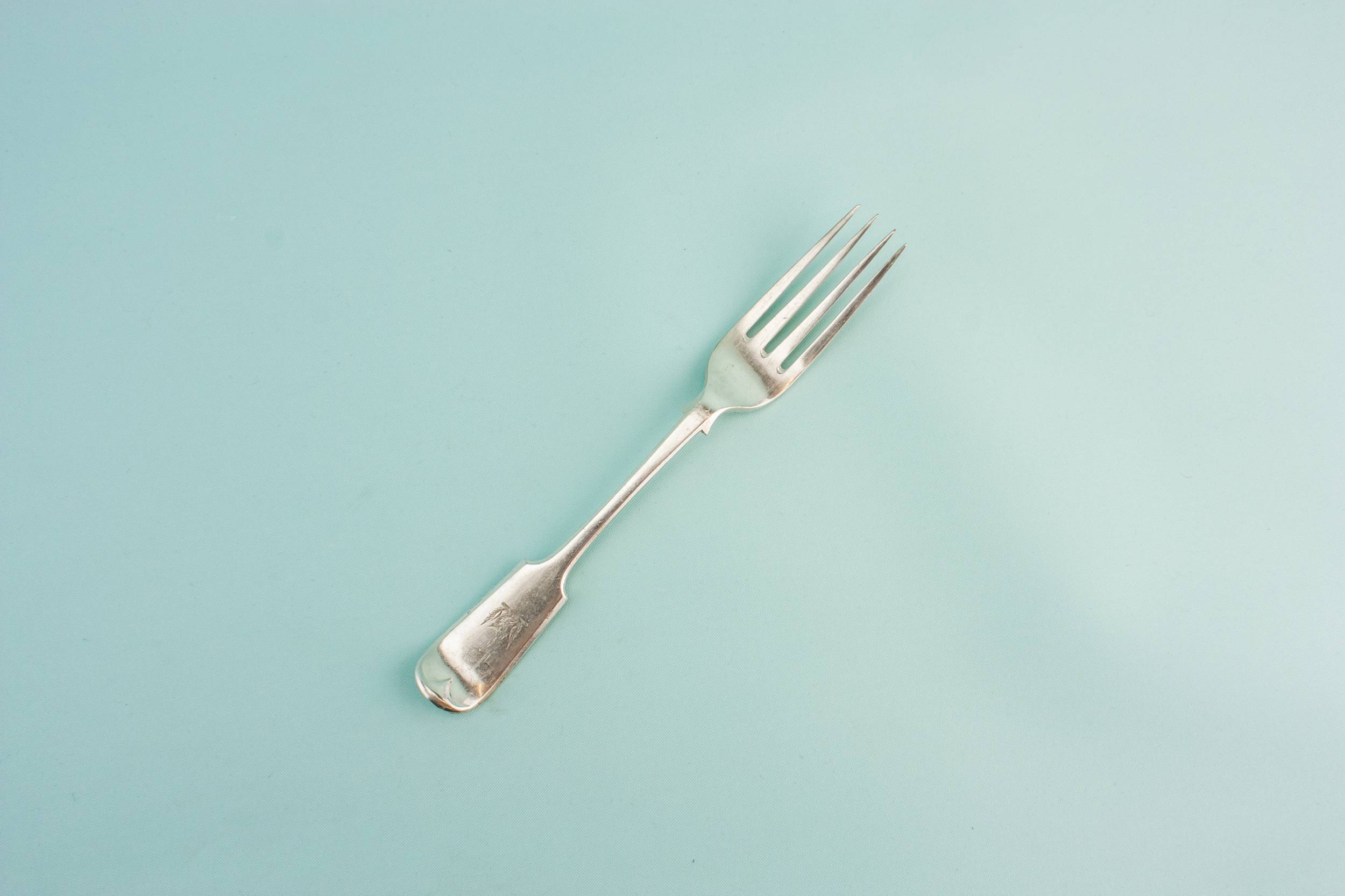 Classical Silver Plated — 4 retro dinner forks