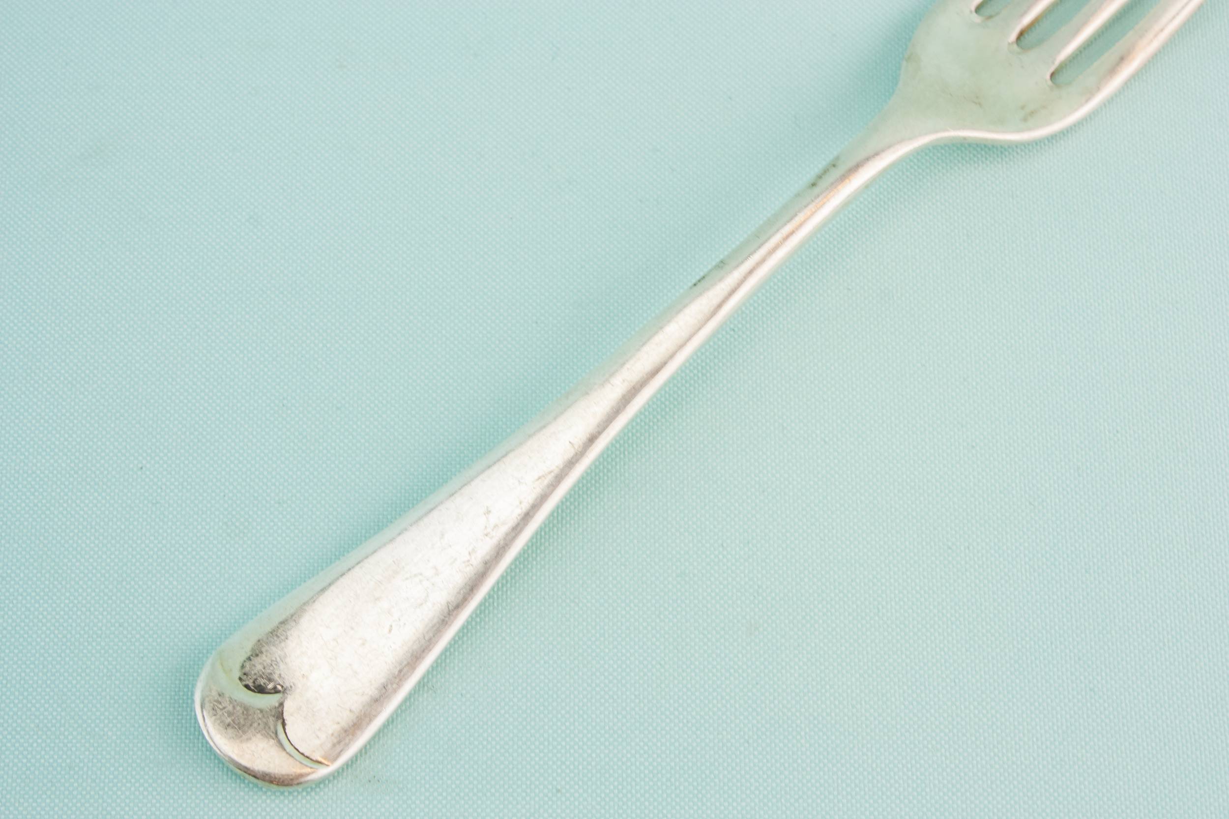 Neo-Classical Vintage Silver — 6 medium dinner forks 2
