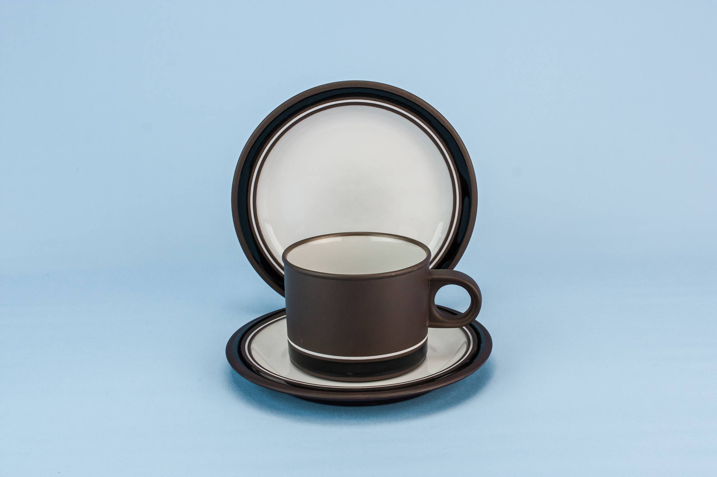 Persons Vintage Modernist — Six persons tea set