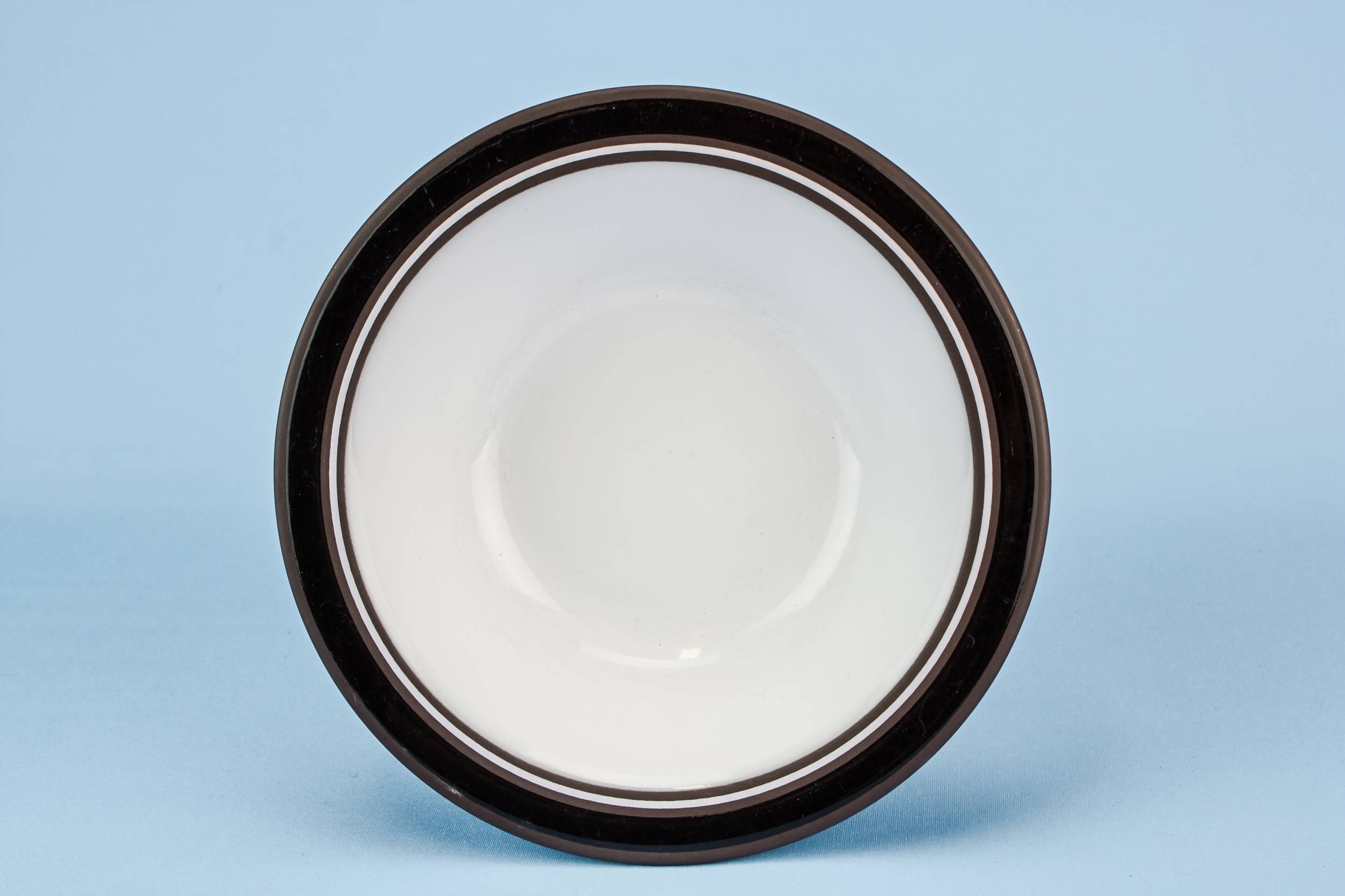 Modernist Vintage Small — 6 Modernist pottery bowls 1