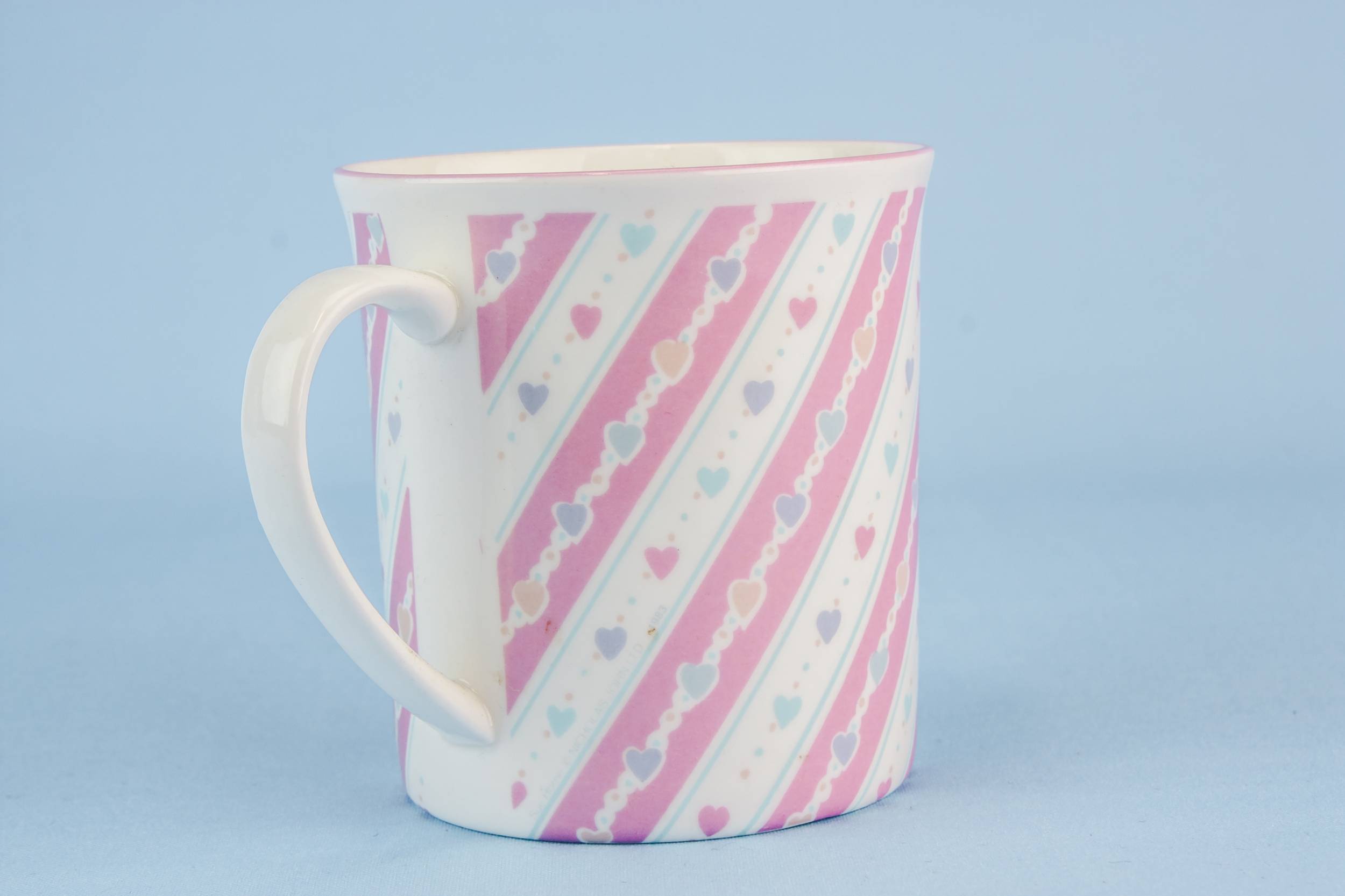 Elegant Small Cup — Pink bone china teacup 1