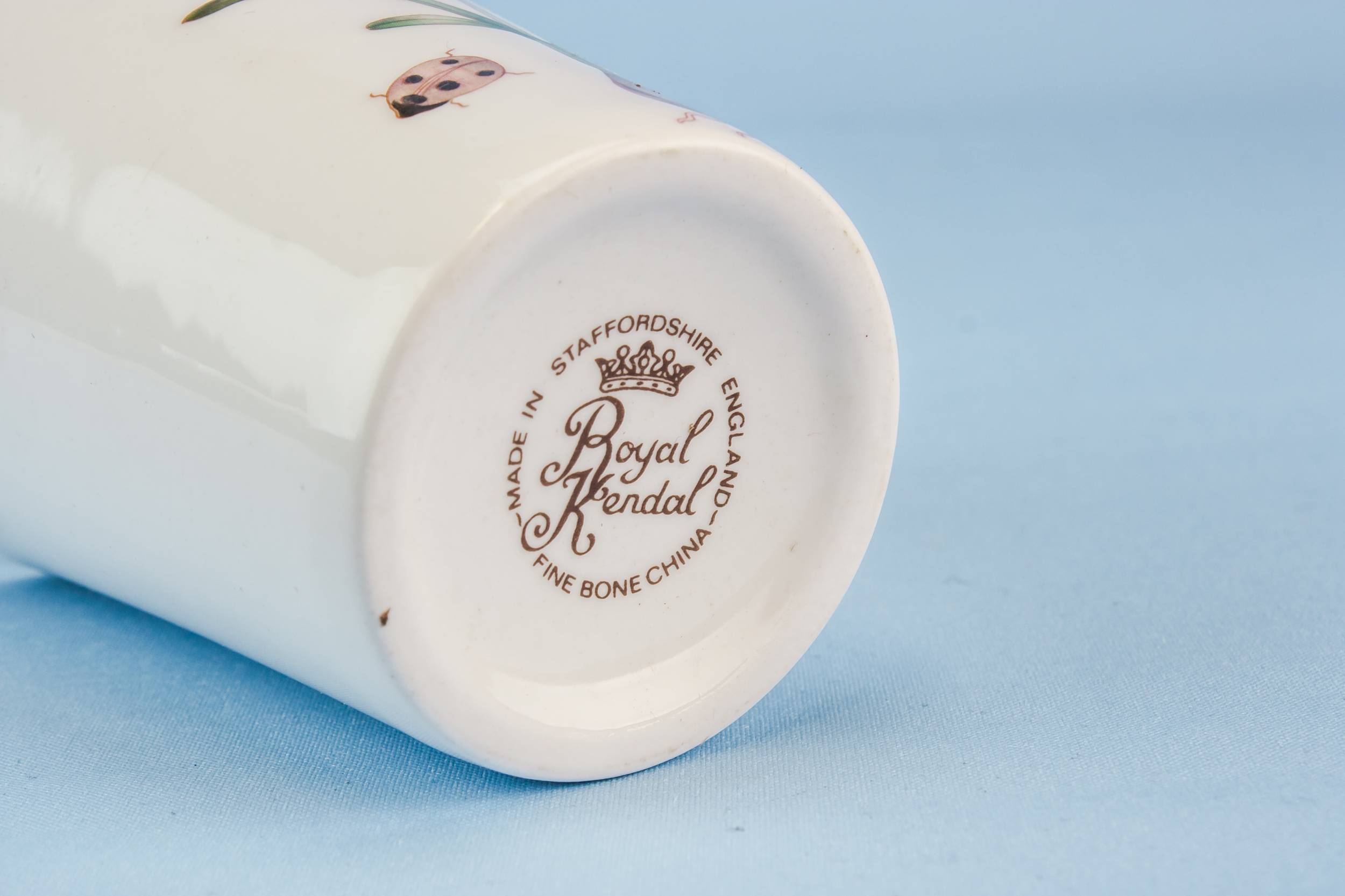 Vintage Bone China — Royal Kendal bone china teacup 2