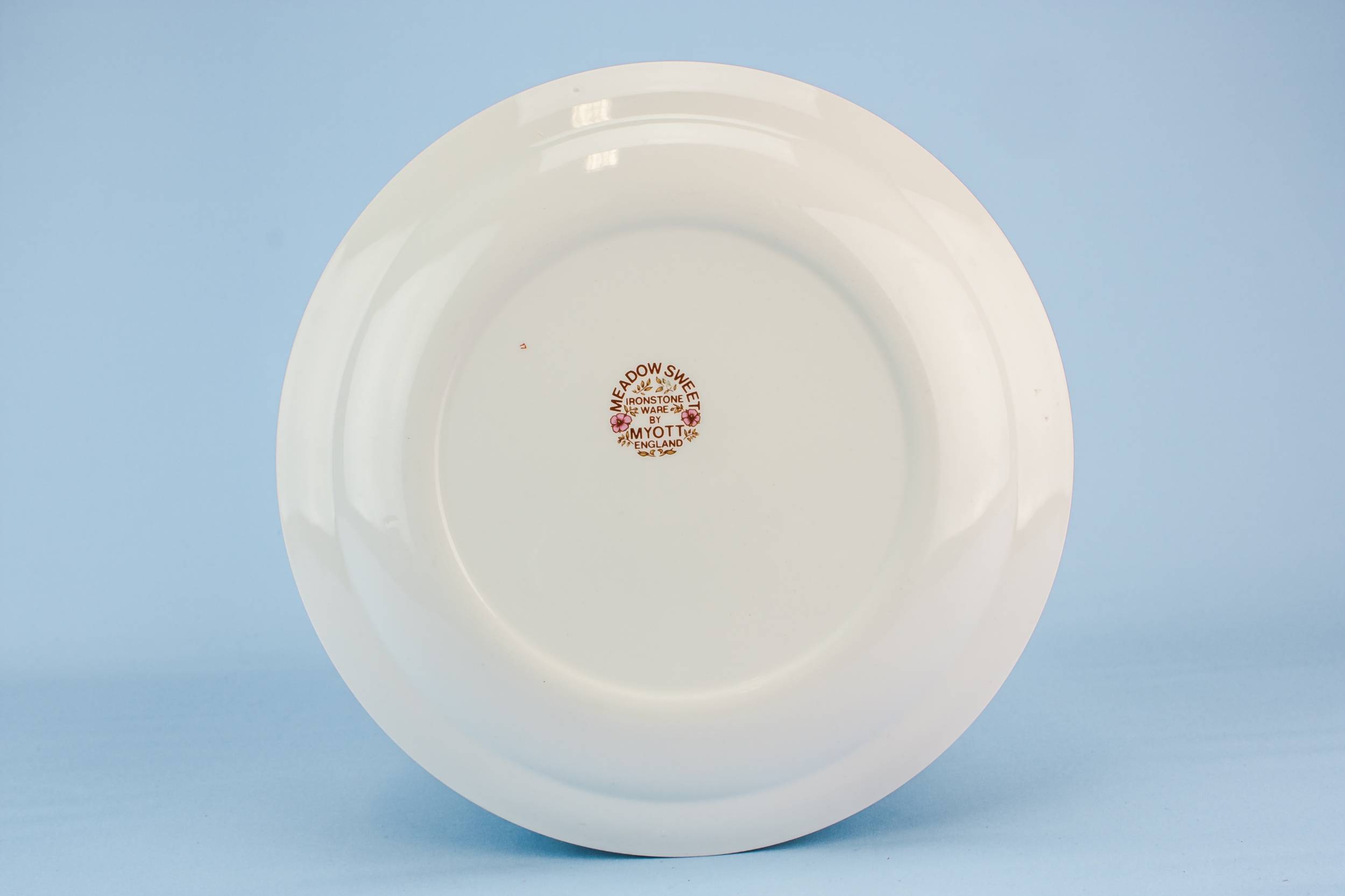 Elegant Vintage Retro — 3 stoneware dinner plates 2