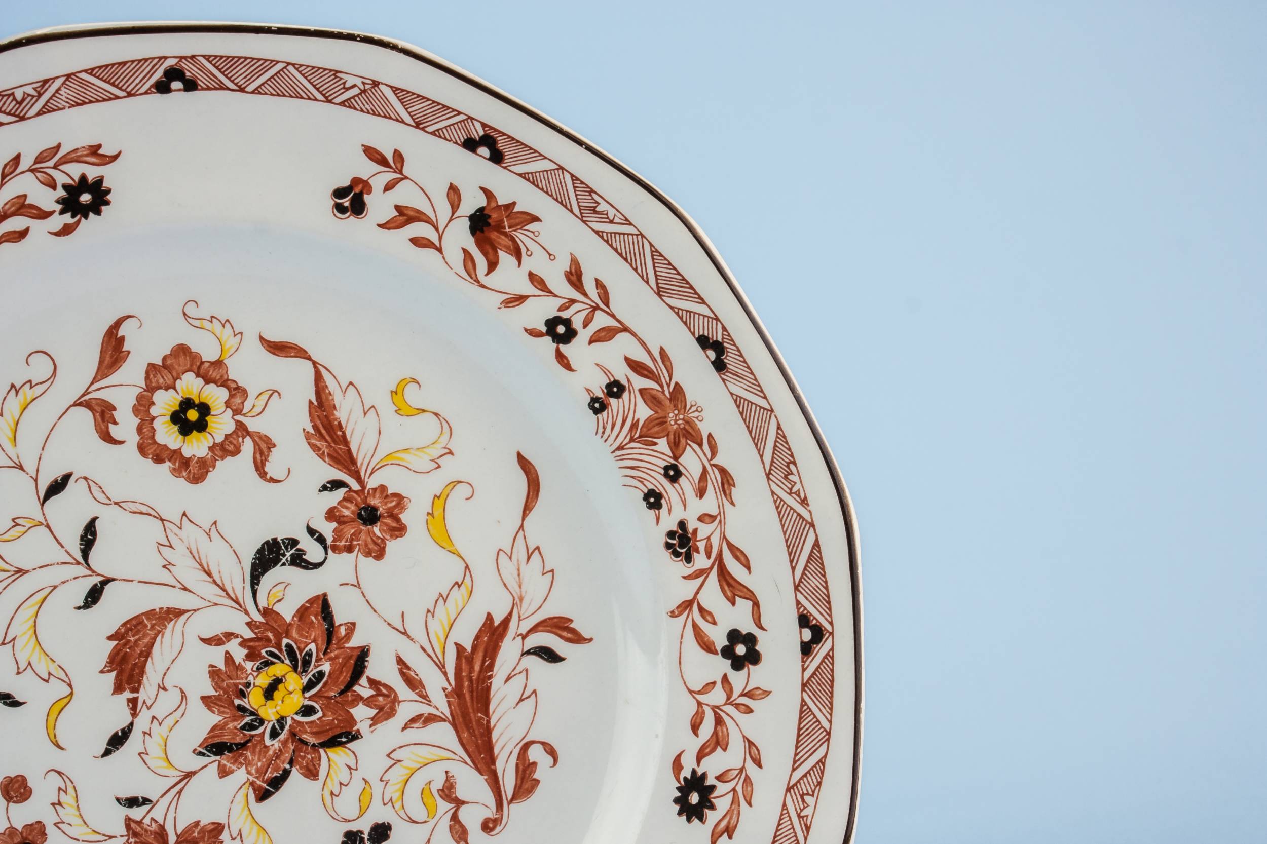 Vintage Red DINNER — 5 Art Deco dinner plates 1
