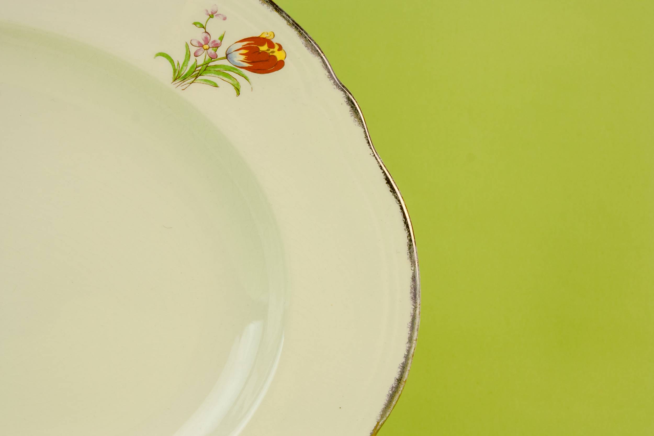 Elegant Vintage Alfred — Art Deco tulips platter 1