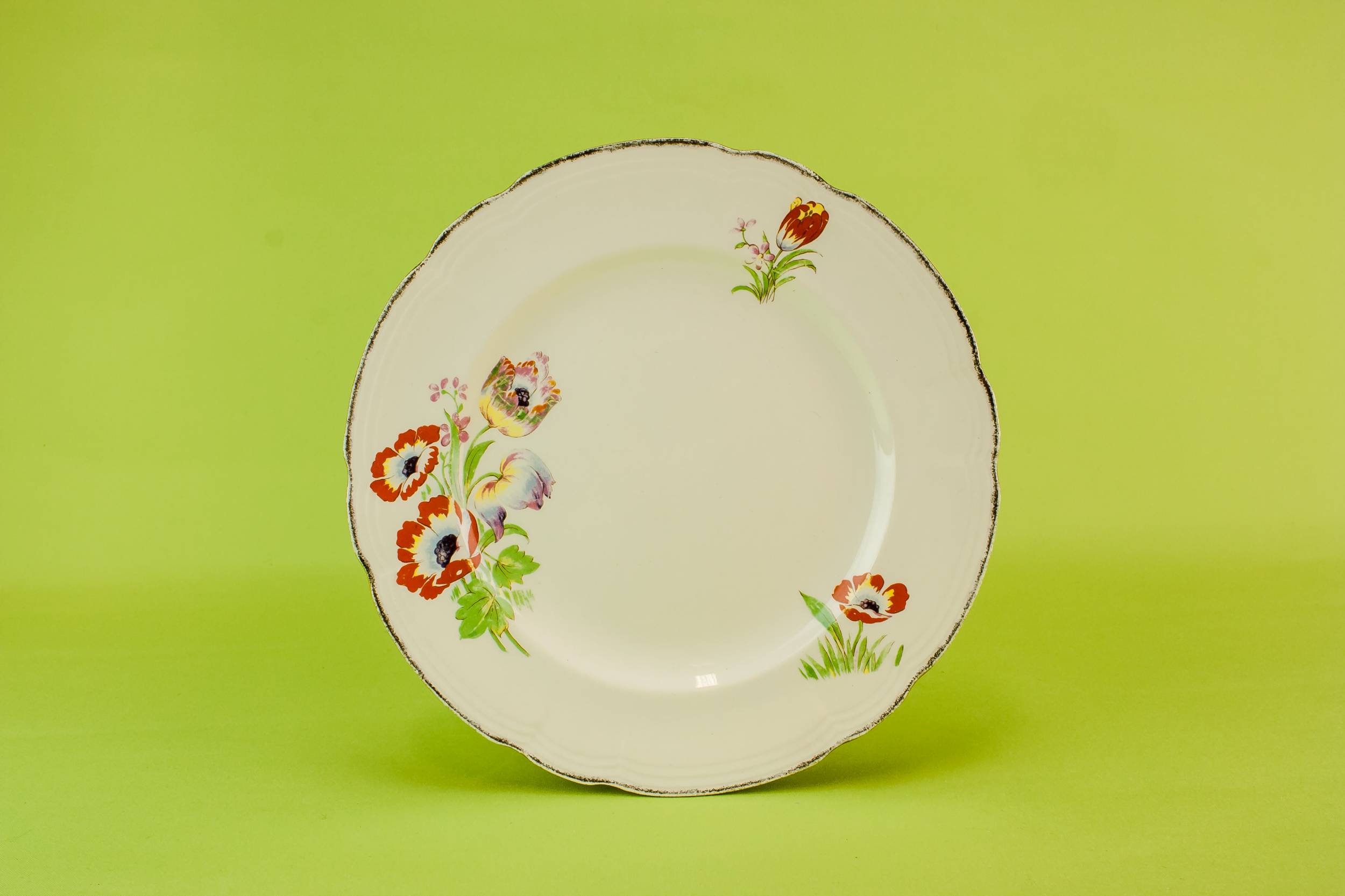 Festive Art Deco — 6 Alfred Meakin dinner plates