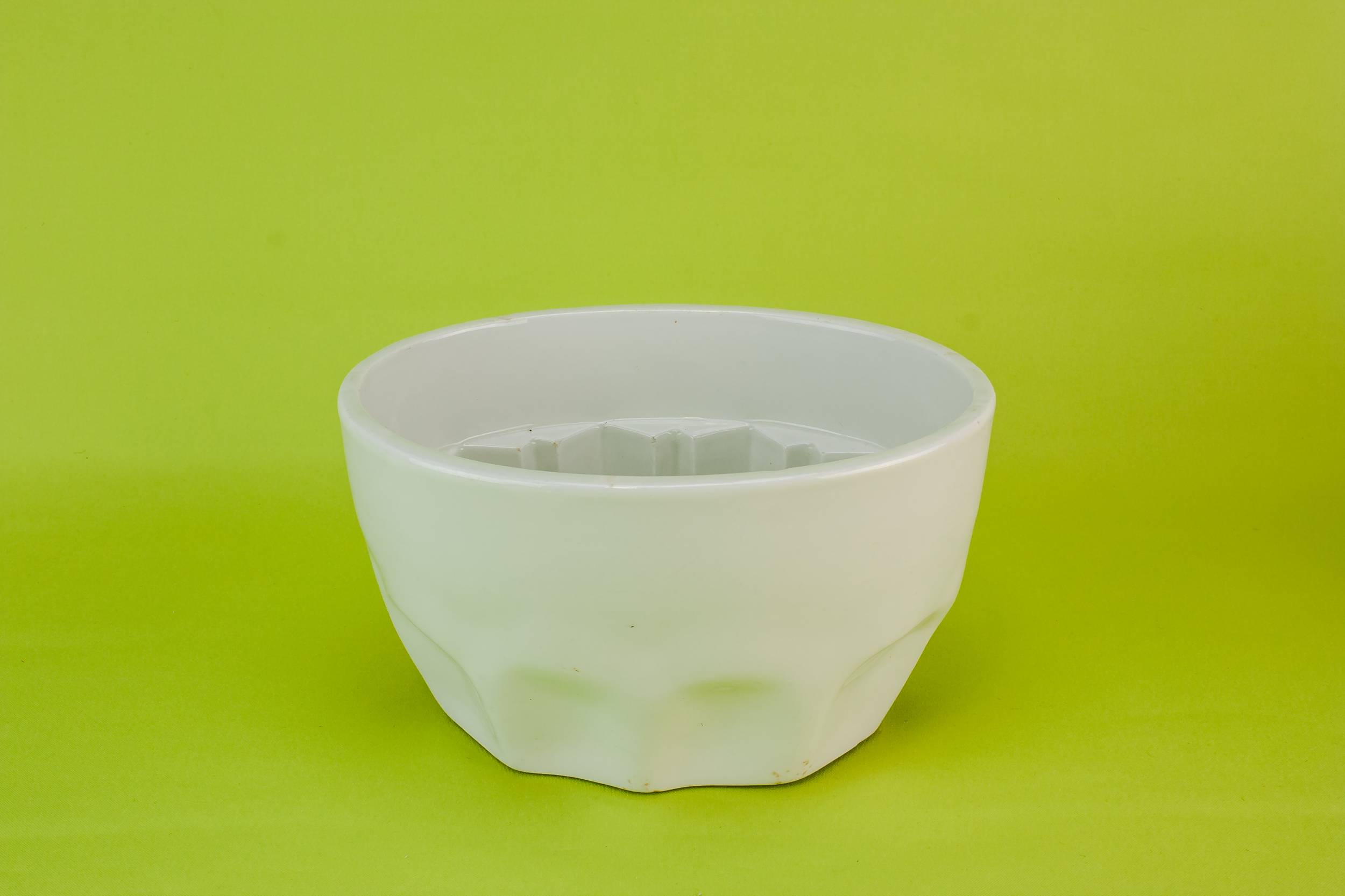 Stoneware Vintage Panelled — Stoneware baking mould