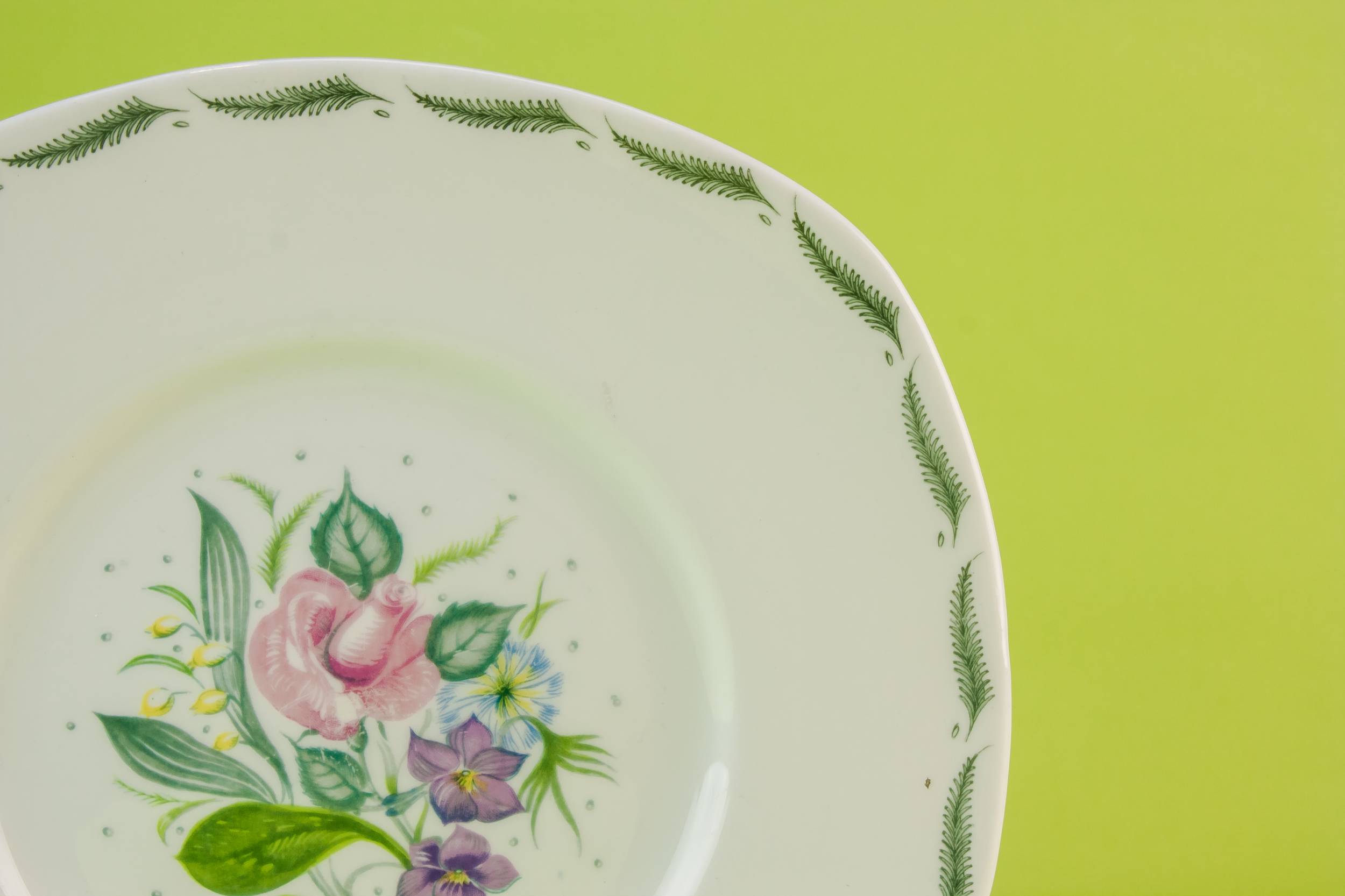 Pottery Vintage Fragrance — 2 Susie Cooper pottery plates 1