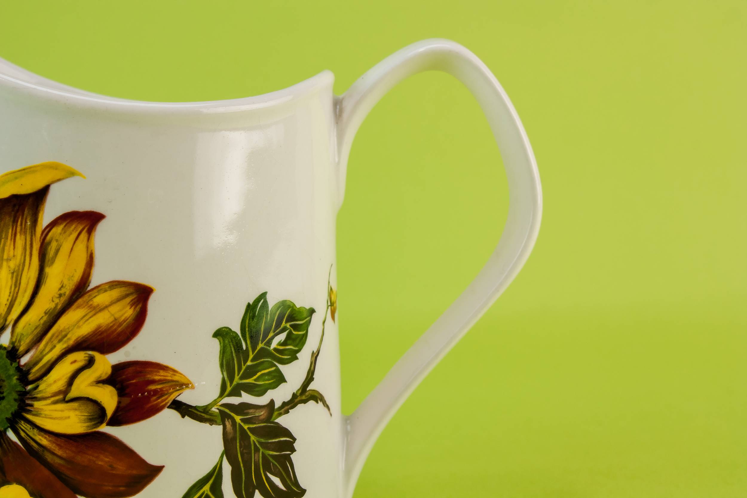 Pottery Modernist Floral — Yellow flower jug 3