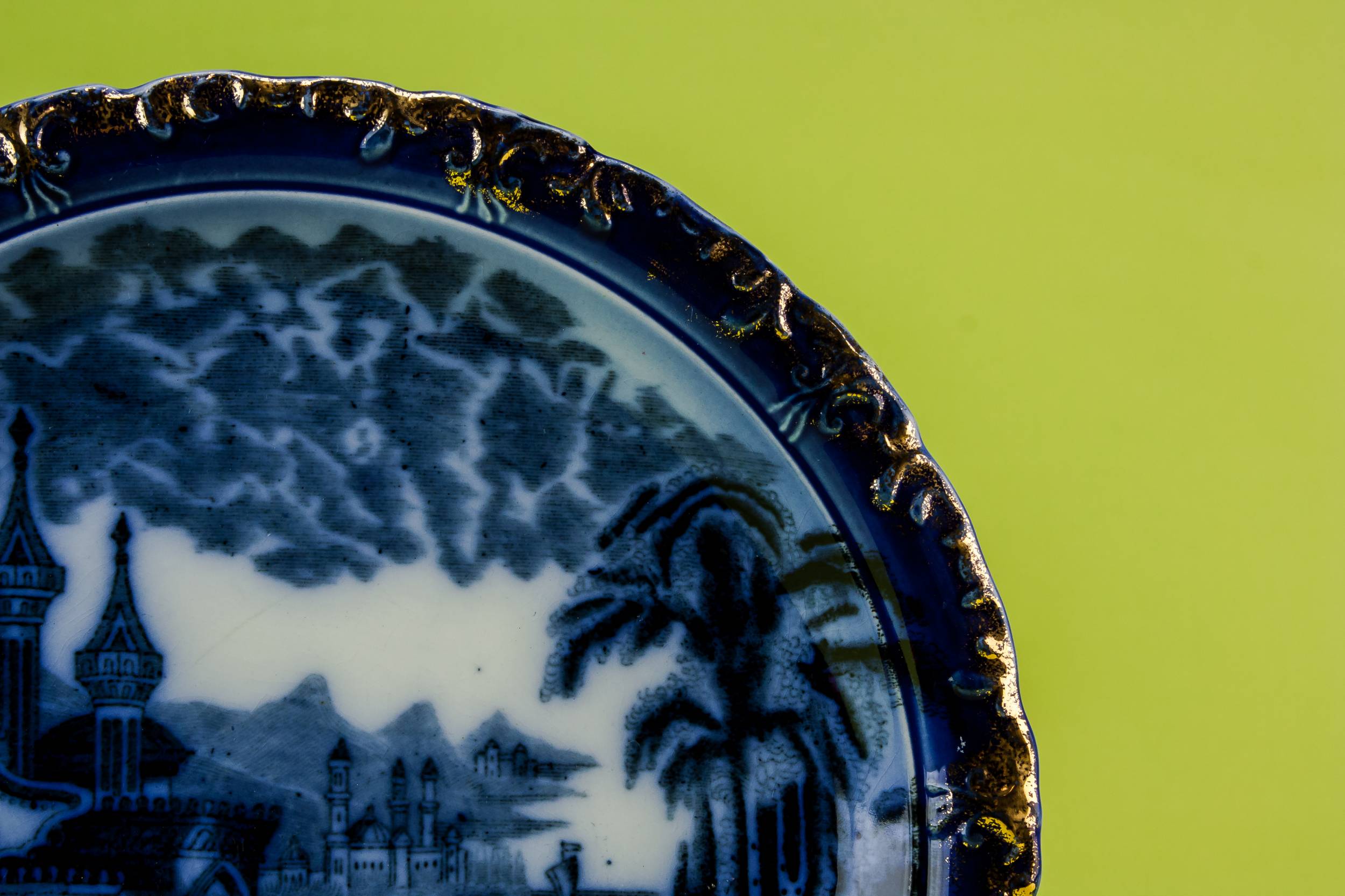 Elegant Flow Blue — Blue and white serving dish 1