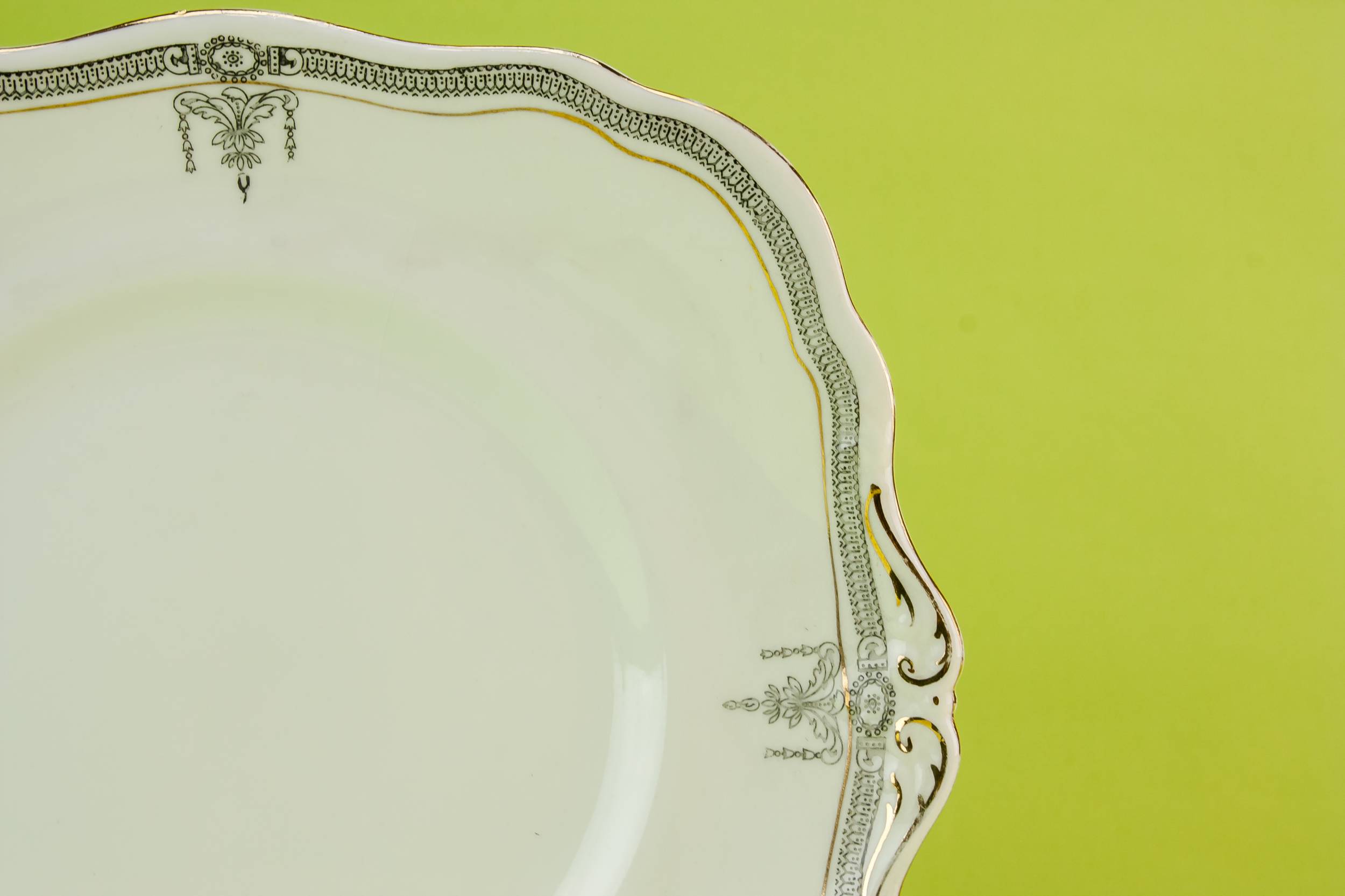 Persons Neo-Classical Antique — Bone china tea set for four 7