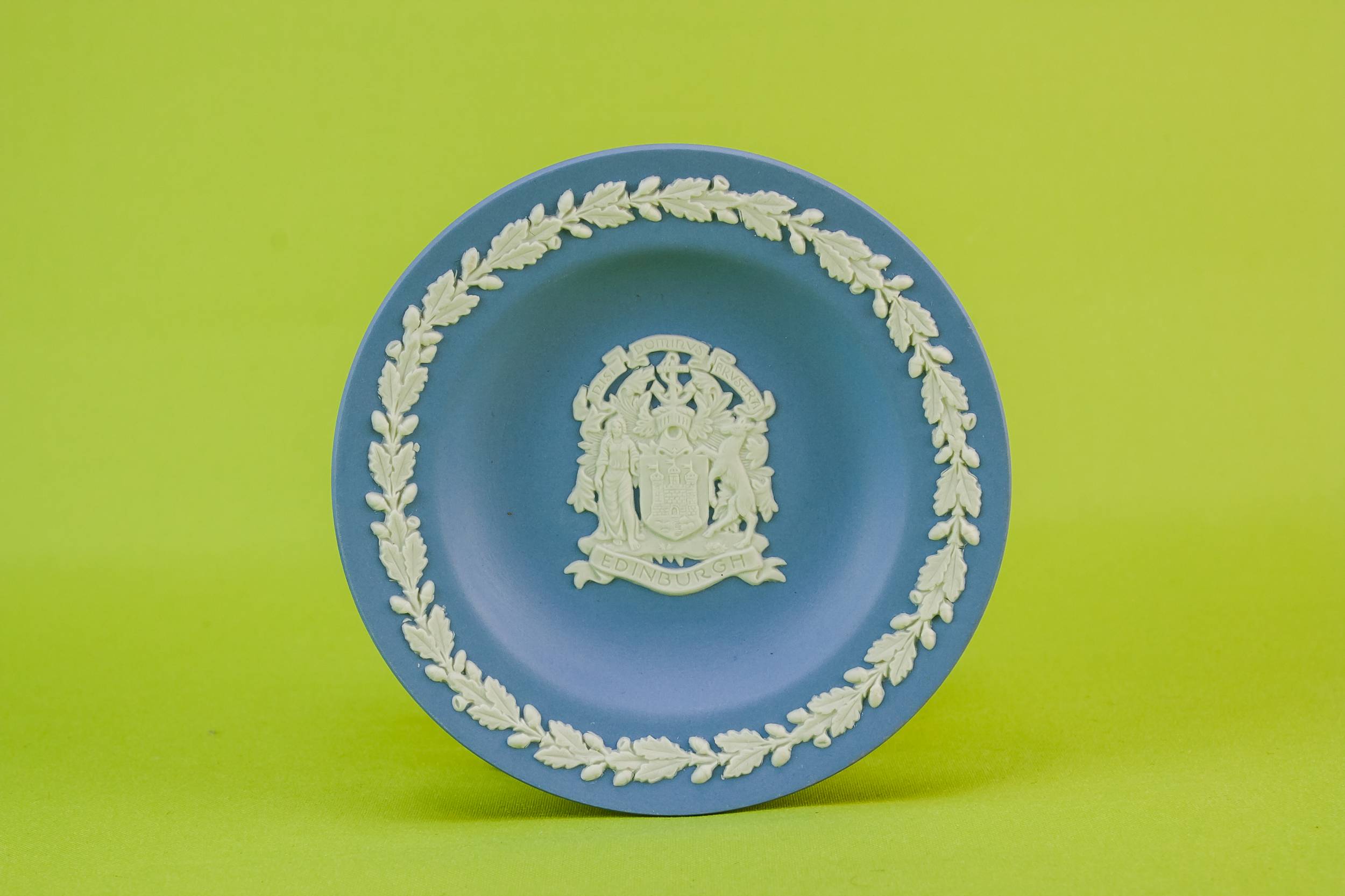 Vintage Jasperware Decorative — Wedgwood bowl