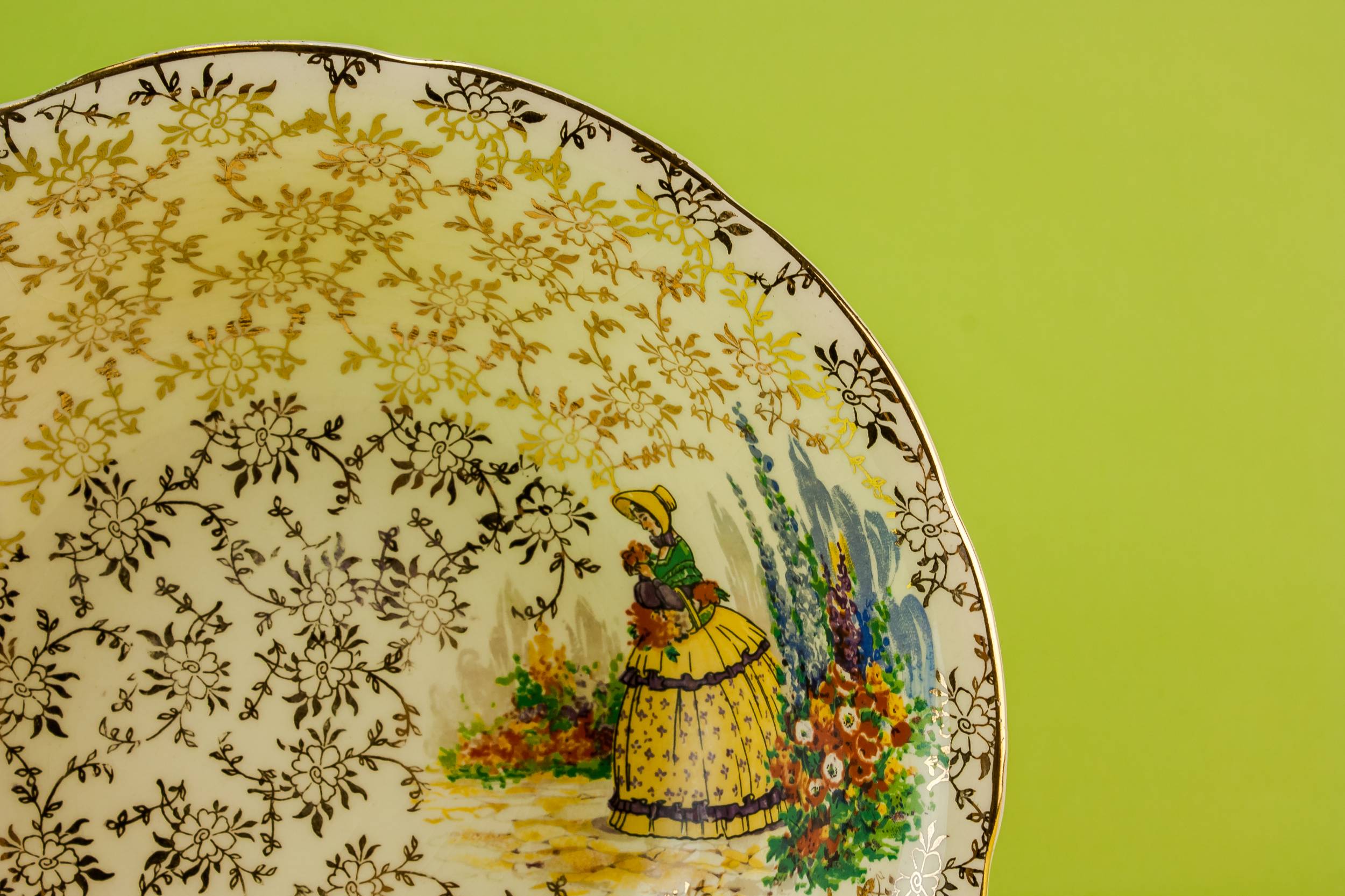 Shabby Chic Pottery — Art Deco pottery serving bowl 2