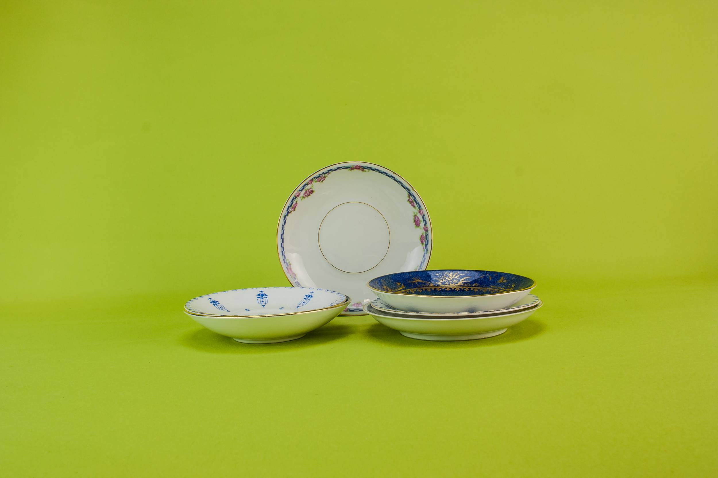 Antique Edwardian PLATES — 6 Edwardian bone china plates