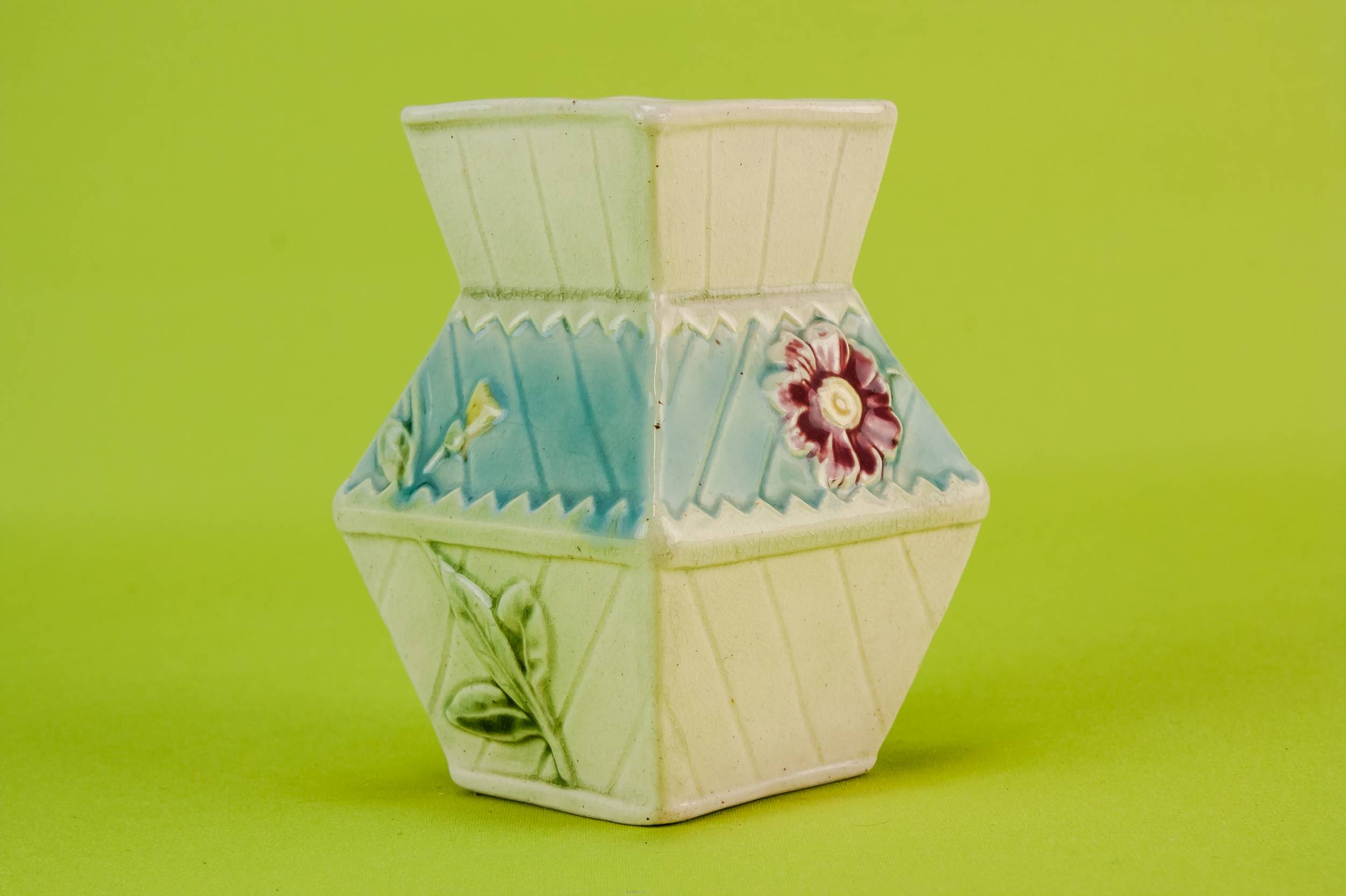 Unusual Aesthetic Movement — Majolica creamer 2