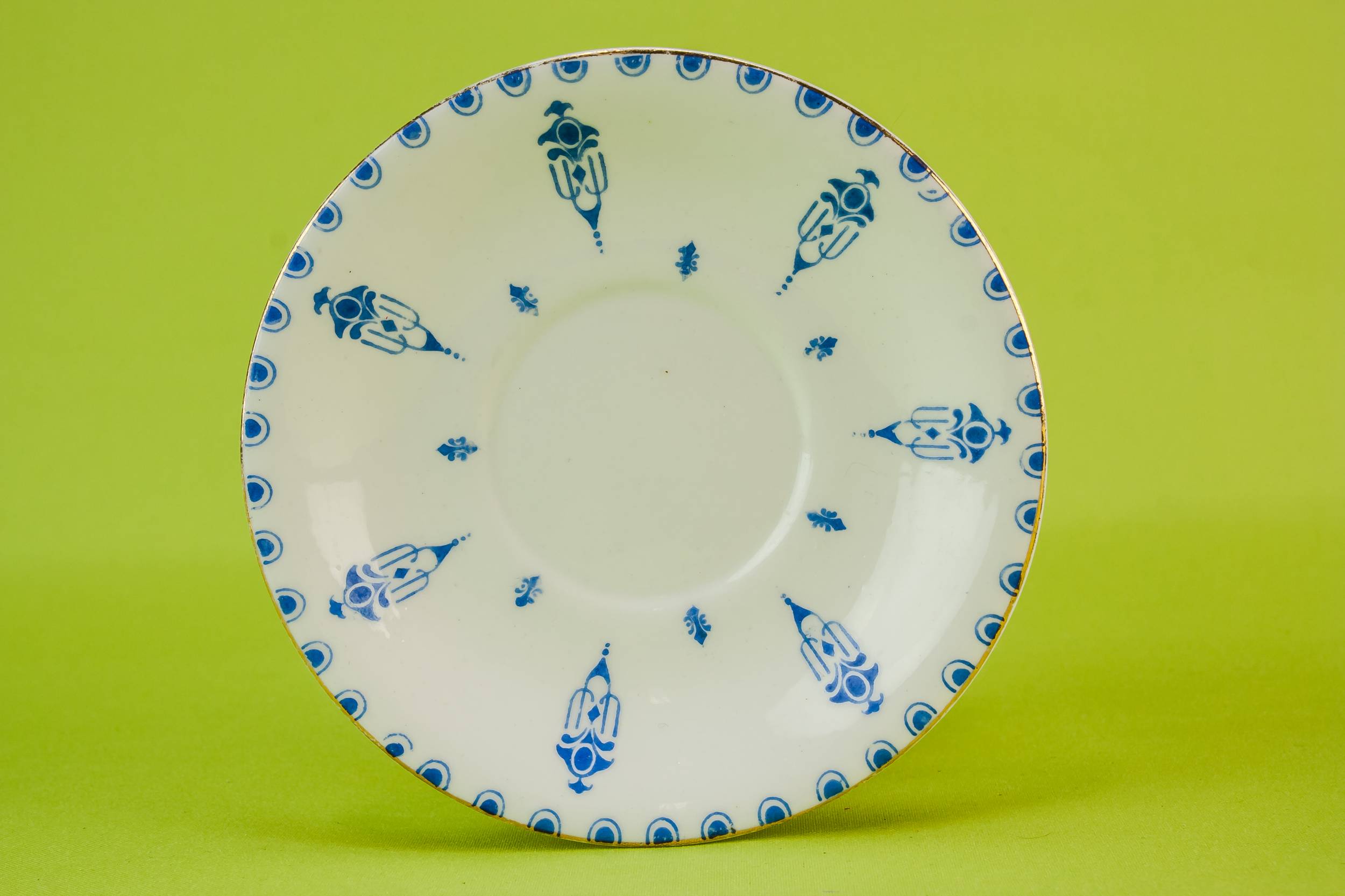 Antique Edwardian PLATES — 6 Edwardian bone china plates 4