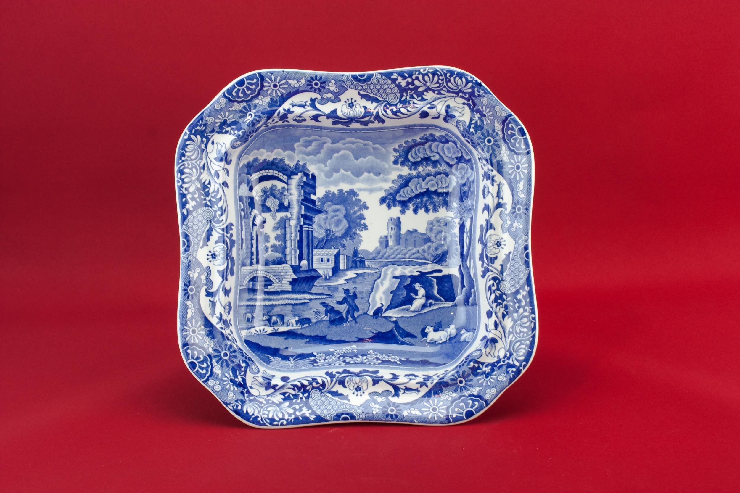 Vintage Elegant Copeland — Blue and white serving dish 1