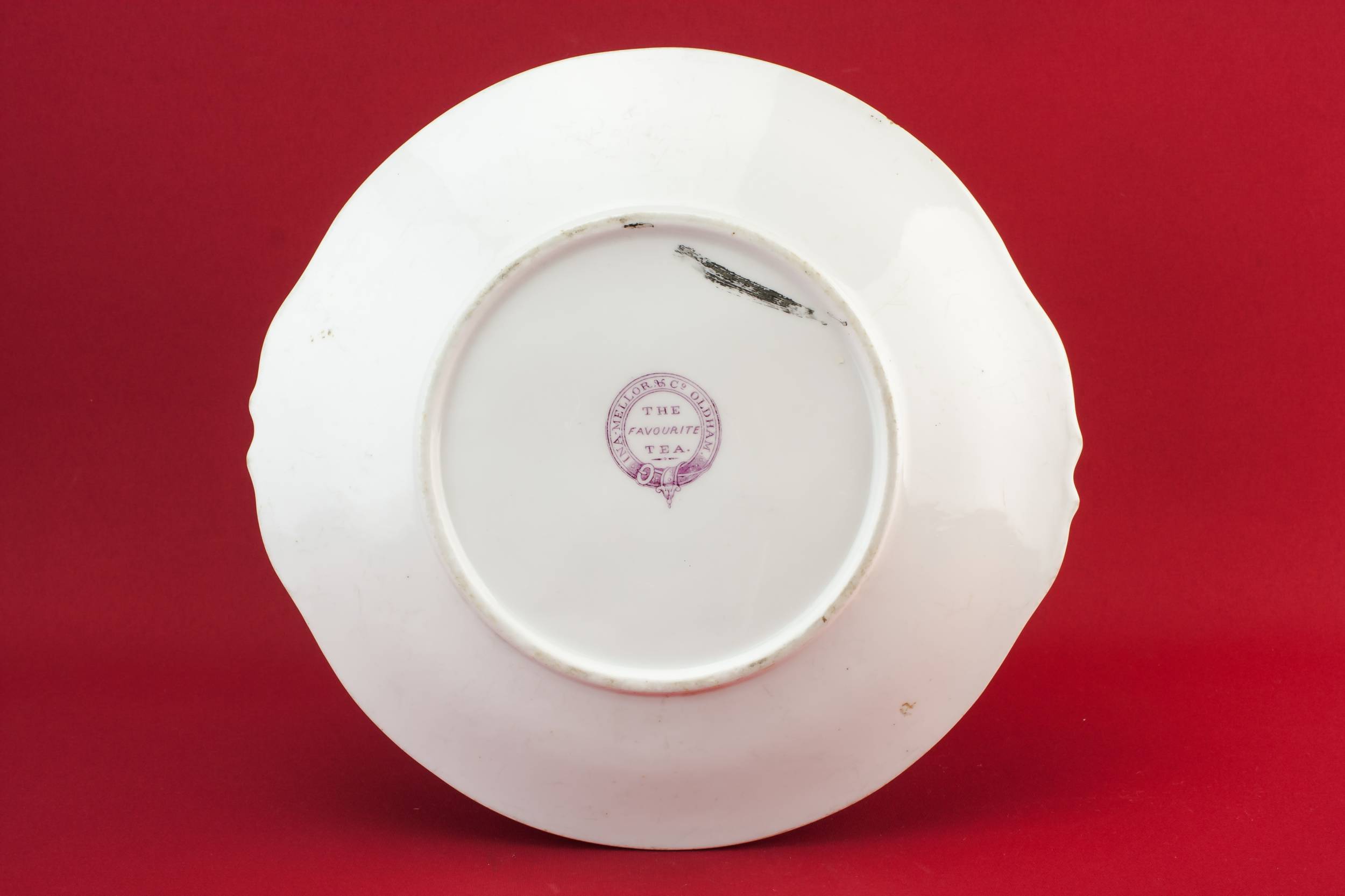 Victorian Attractive Serving — Bone china serving dish 2