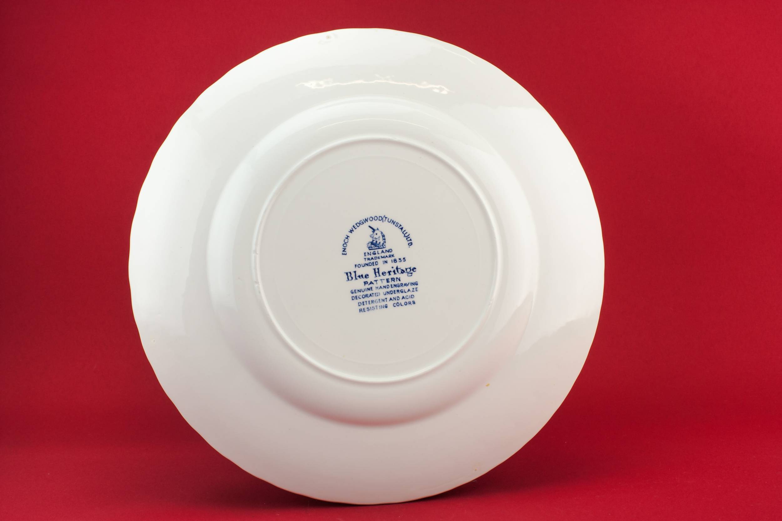 Blue And White — 5 blue and white dinner plates 2