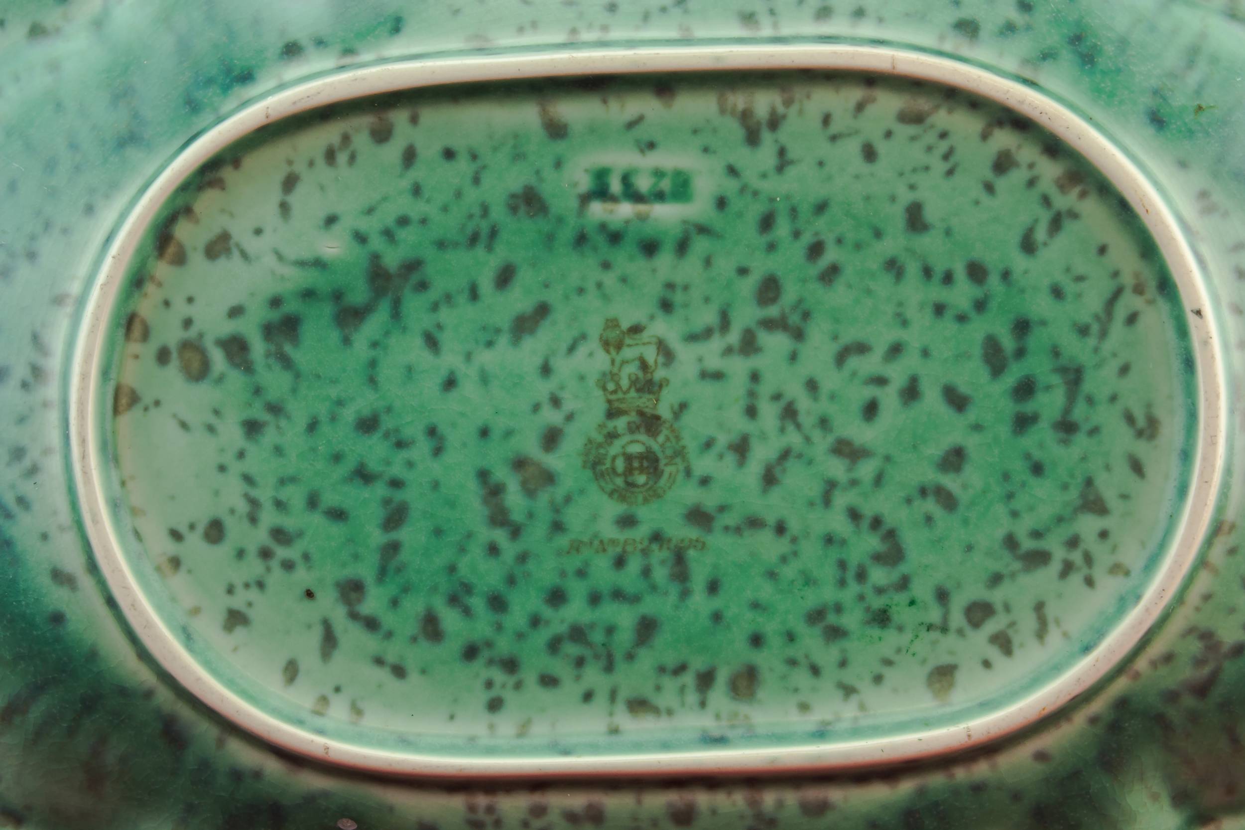 Vintage Art Deco — Art Deco pottery serving bowl 2