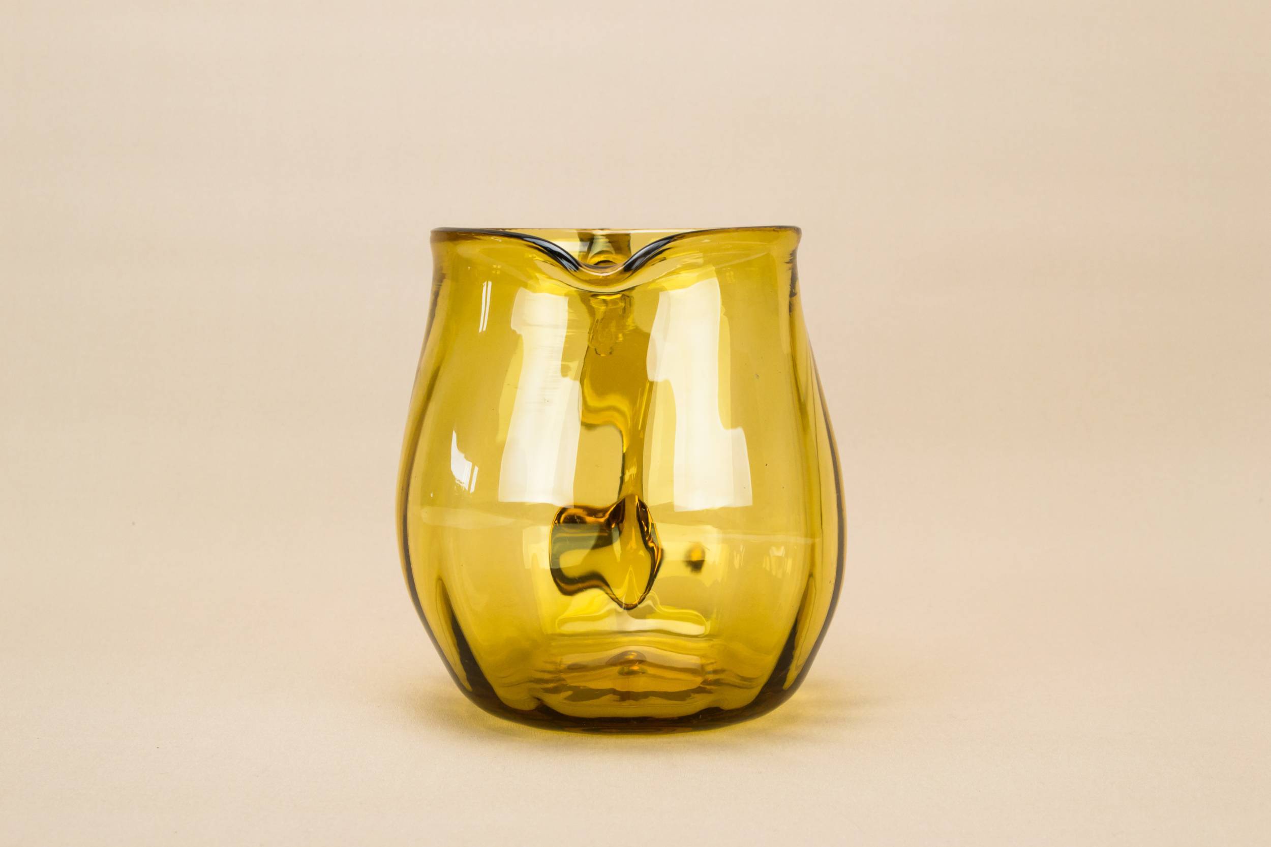 Elegant Vintage Glass — Amber glass jug 1