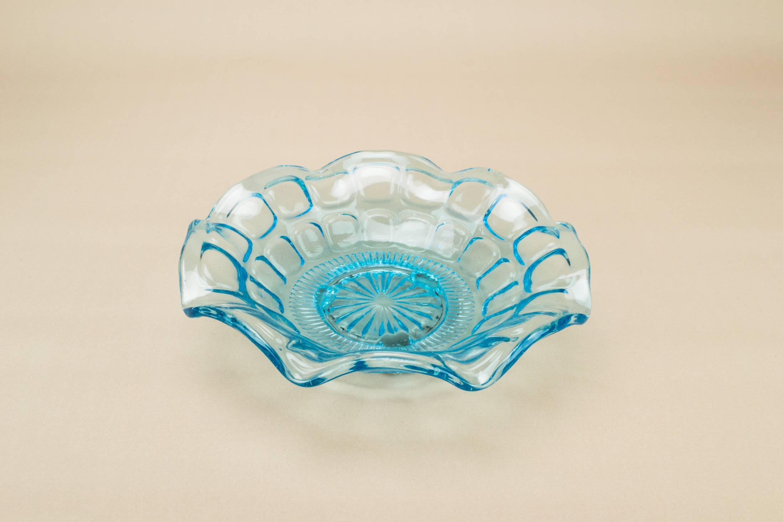 Antique Arts Crafts — Blue glass serving bowl