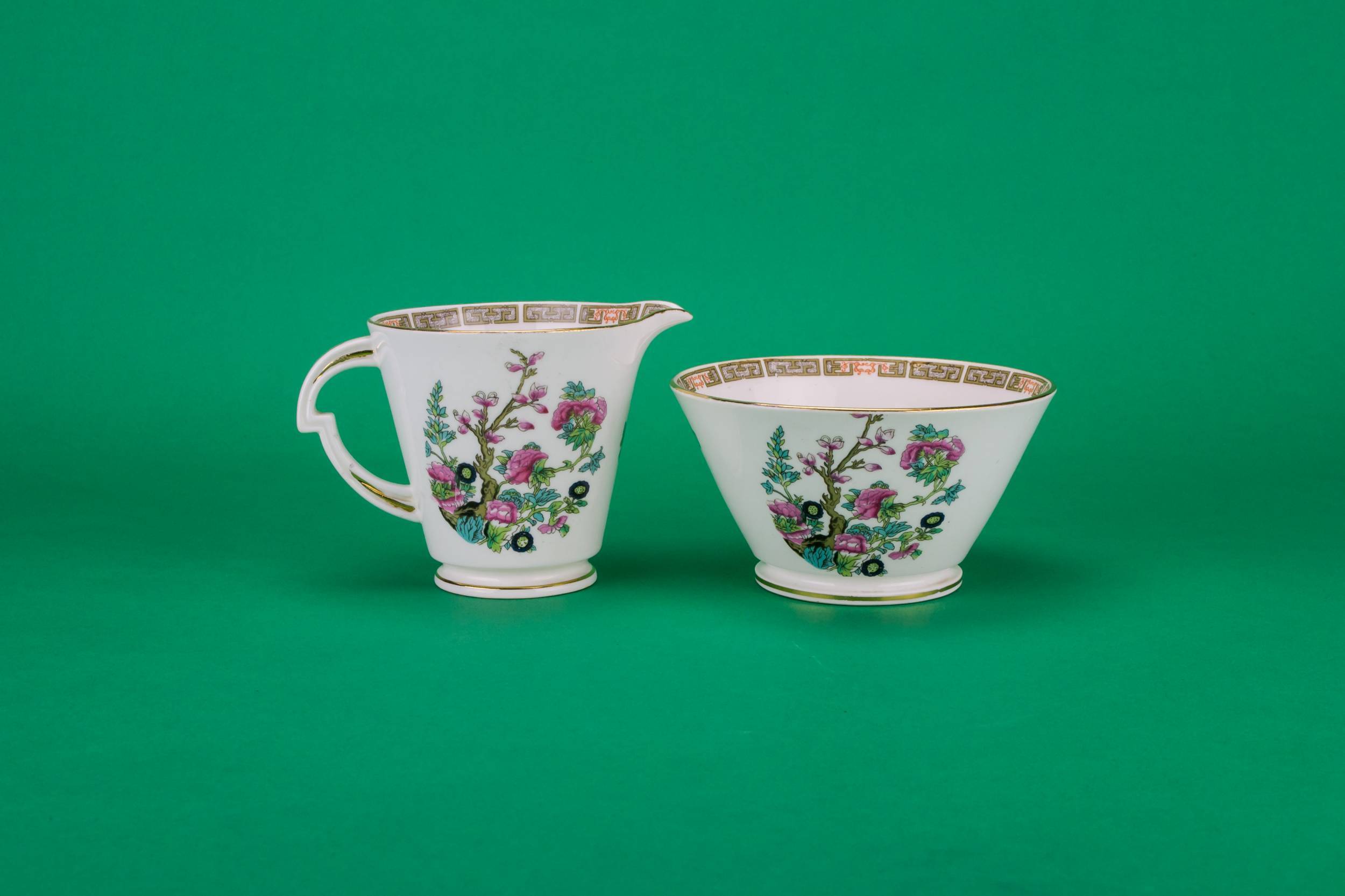 Creamer and Sugar — Pink creamer and sugar bowl