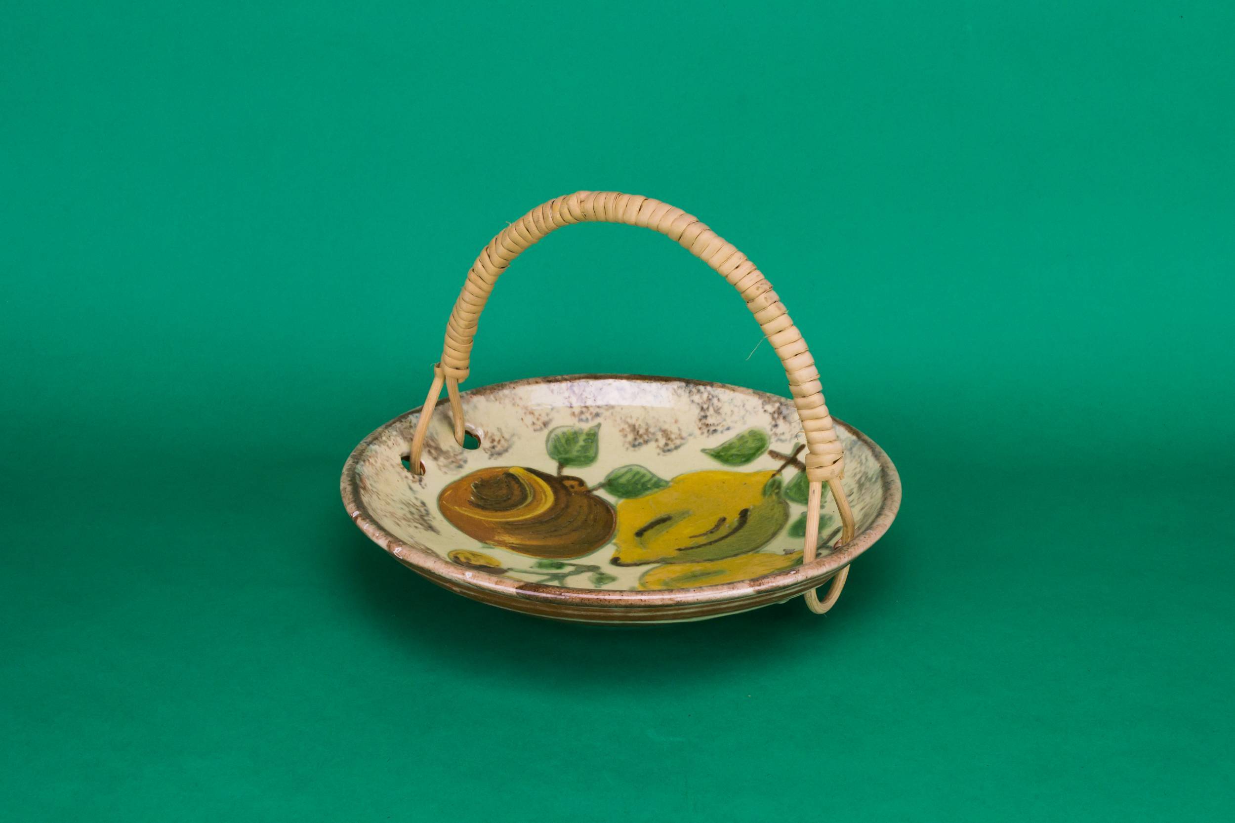 Shabby Chic Ceramic — Rustic fruit basket 1