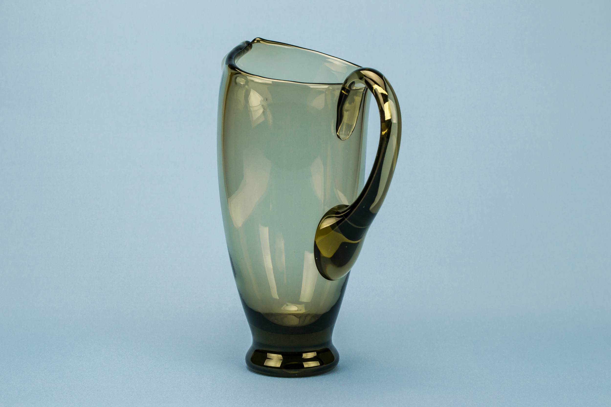 Glass Modernist Lemonade — Smoky grey glass jug 1