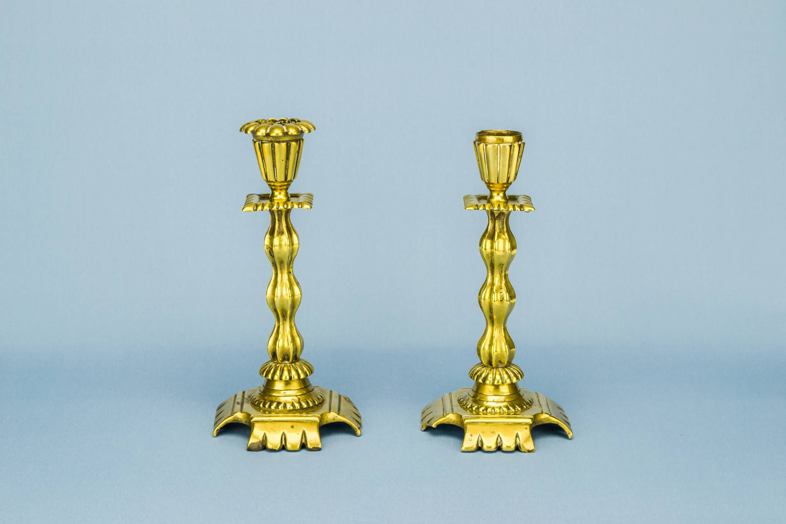 Decorative Brass Fluted — 2 fluted candlesticks 3