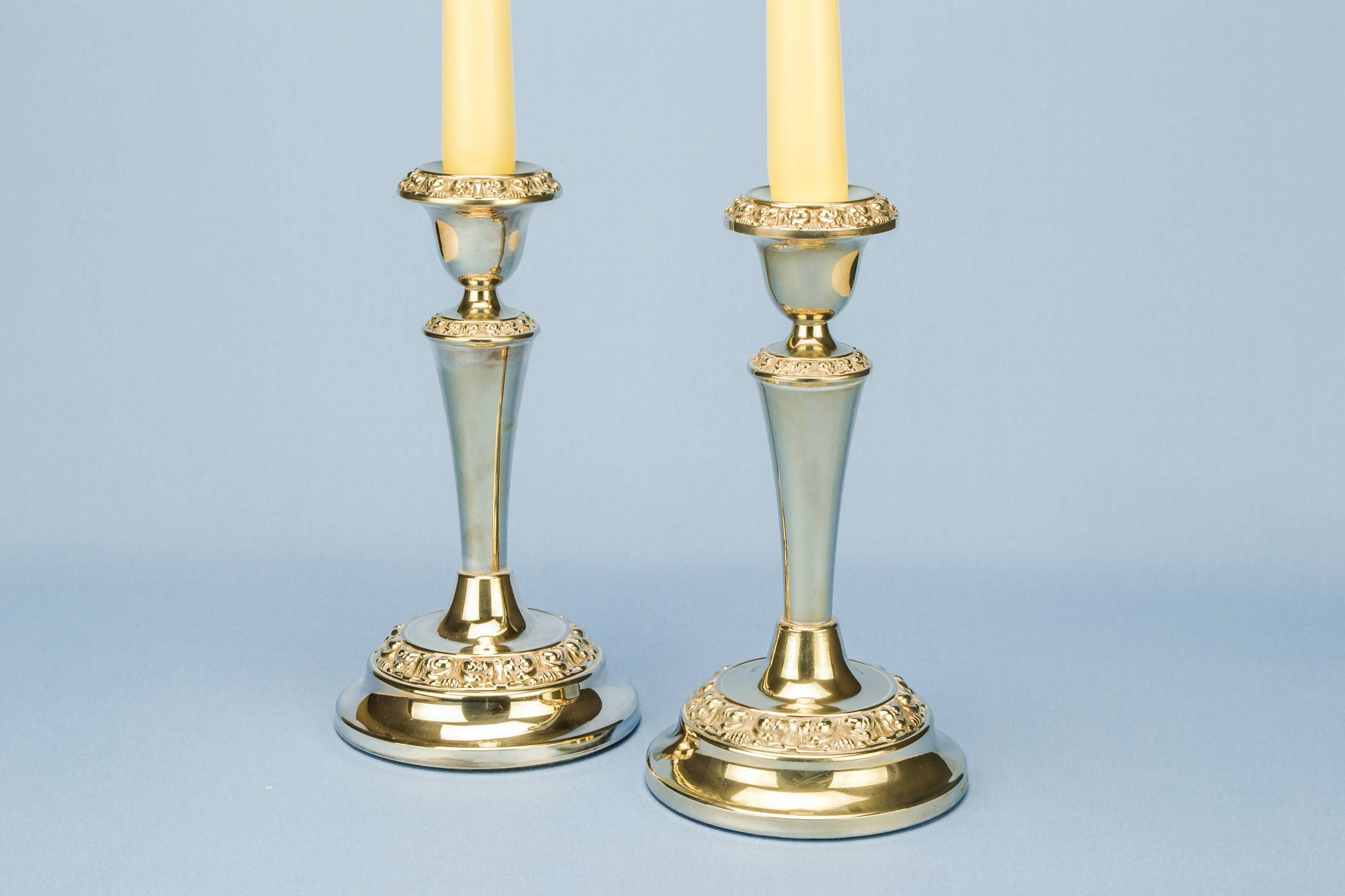 Georgian Vintage Floral — 2 silver plated candlesticks 2