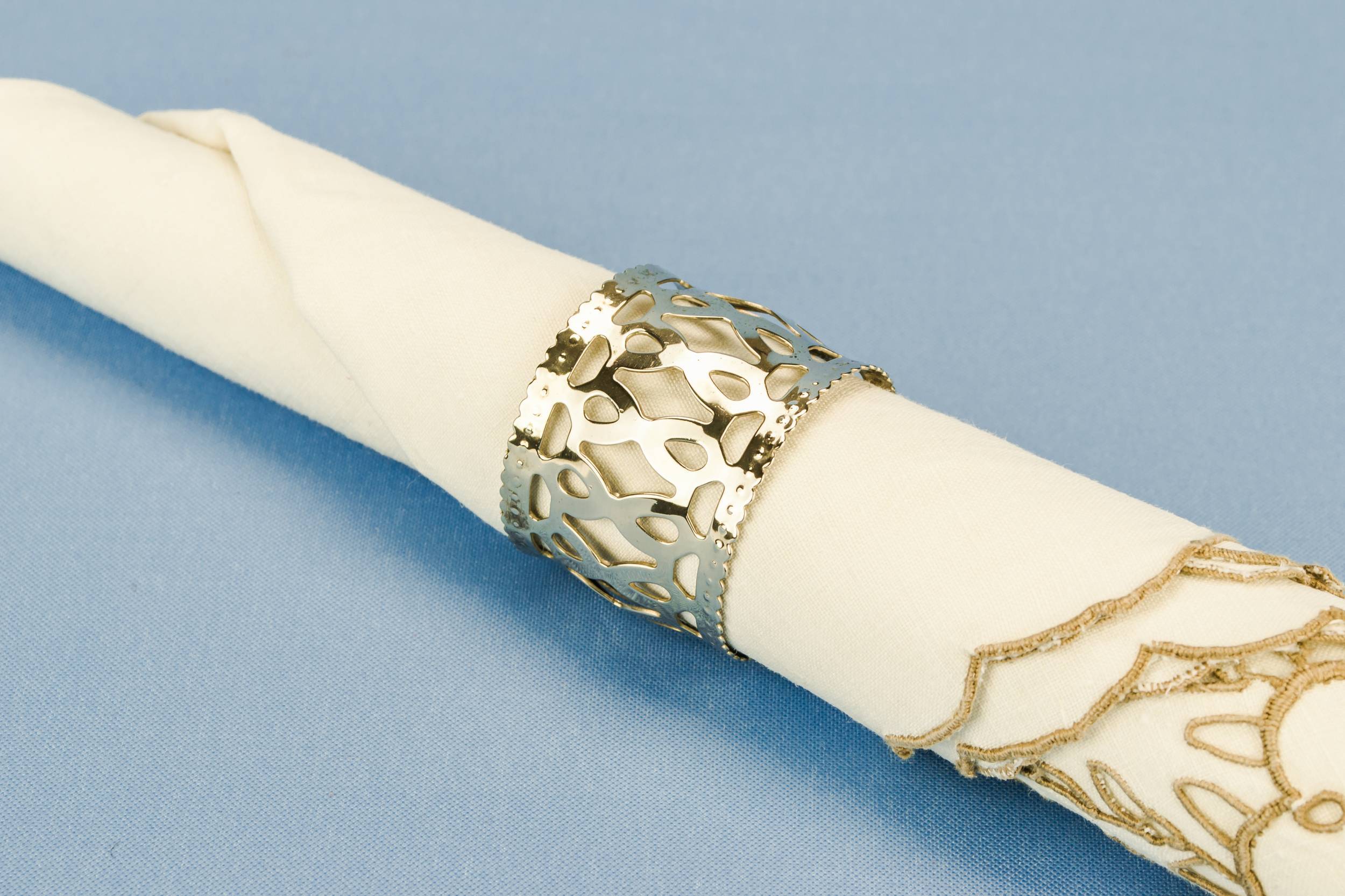 Silver Plated Pierced — 5 silver plated napkin rings 1