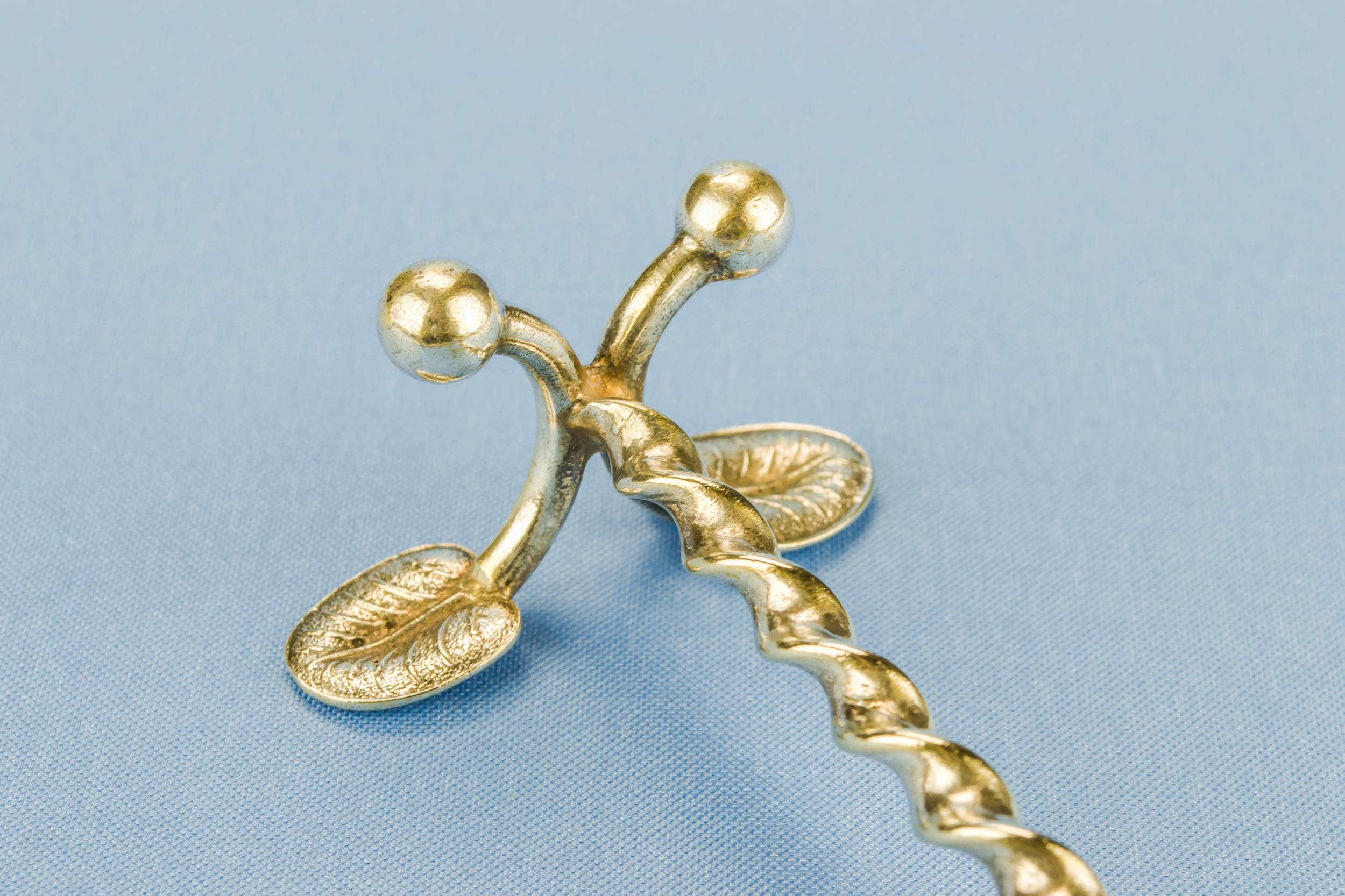 Silver Plated Classical — 2 floral knife rests 2