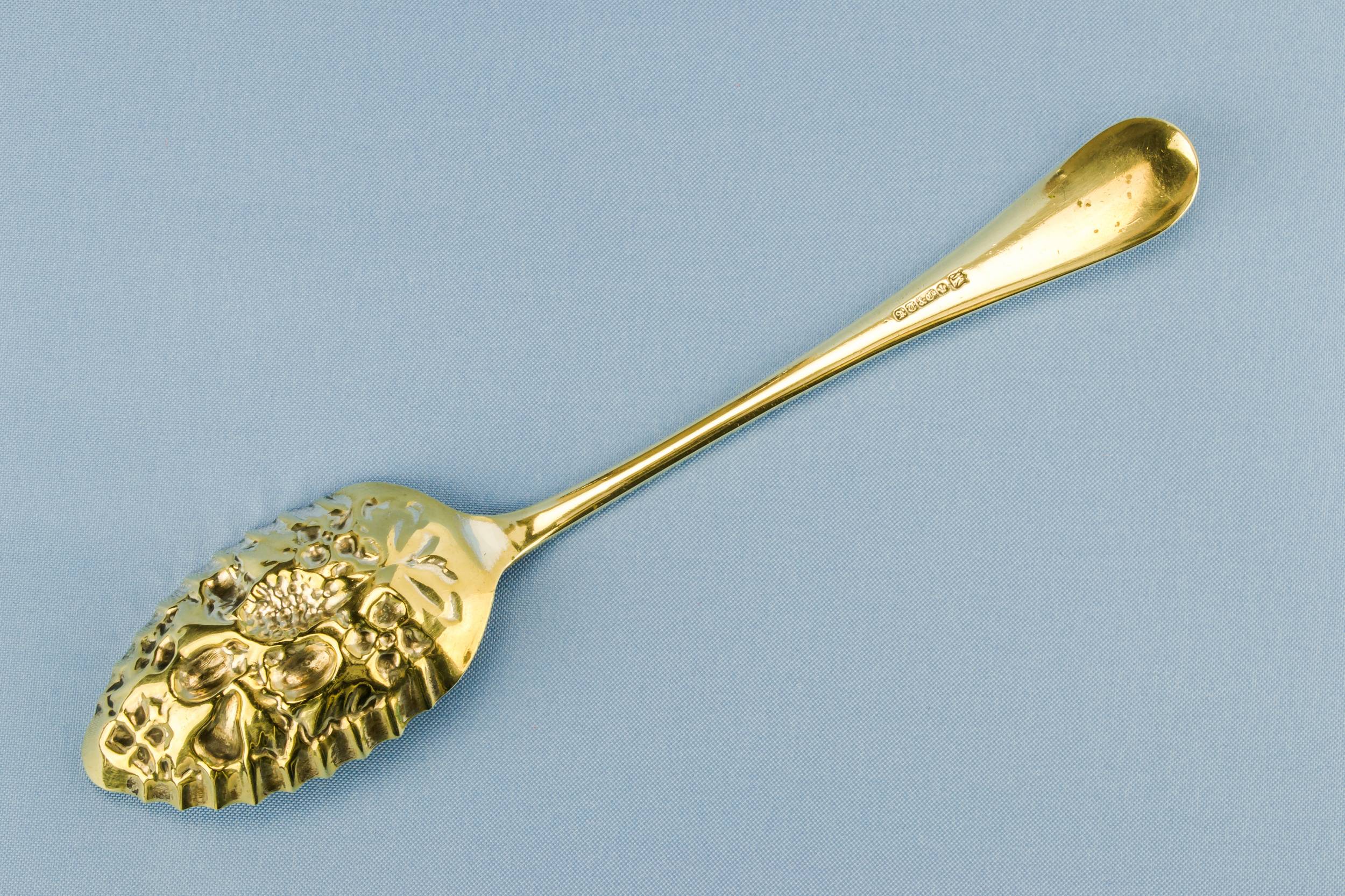 Silver Plated Metal — Large serving spoon 4