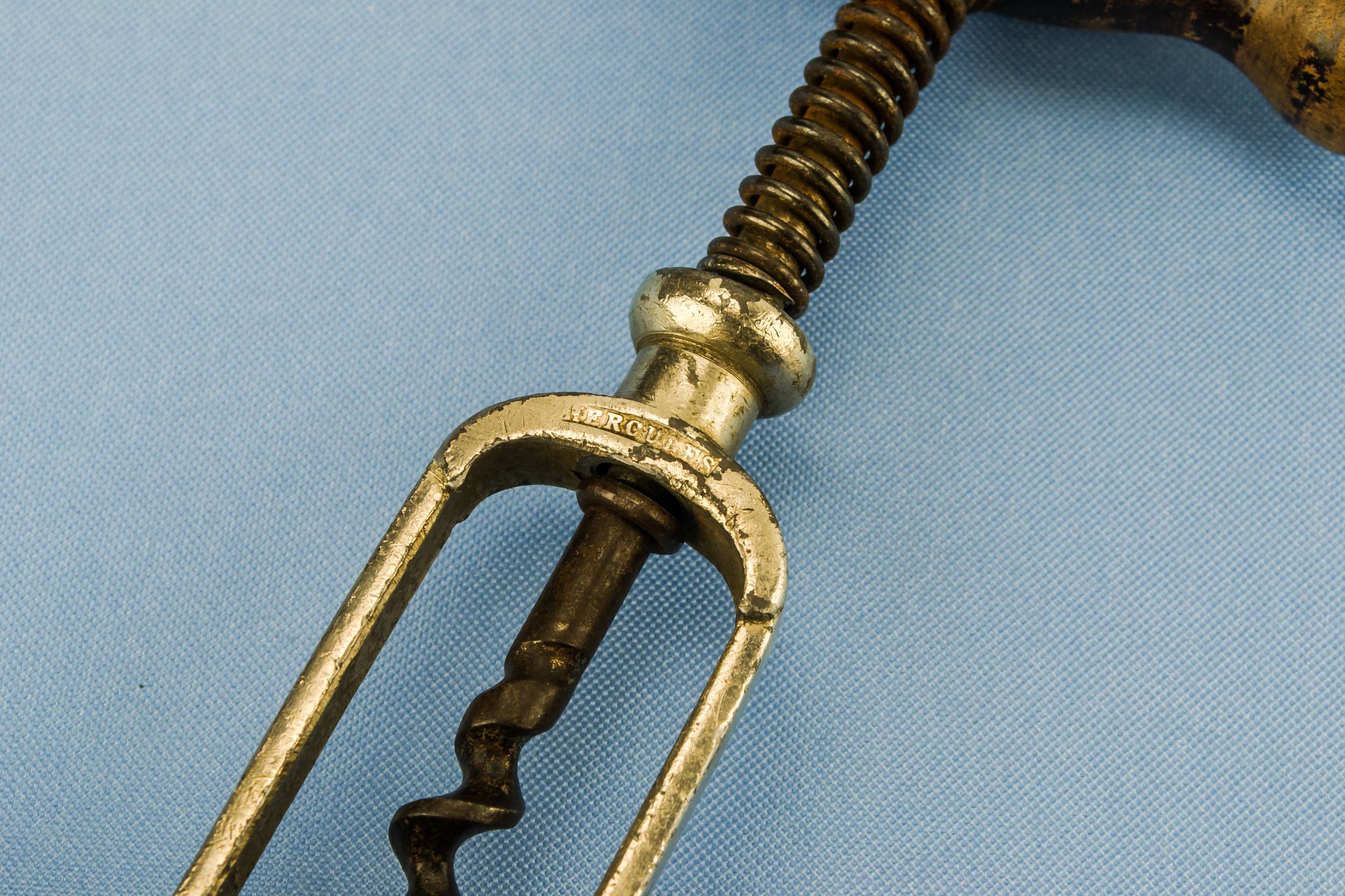 Metal Wood Antique — Mechanical corkscrew 1
