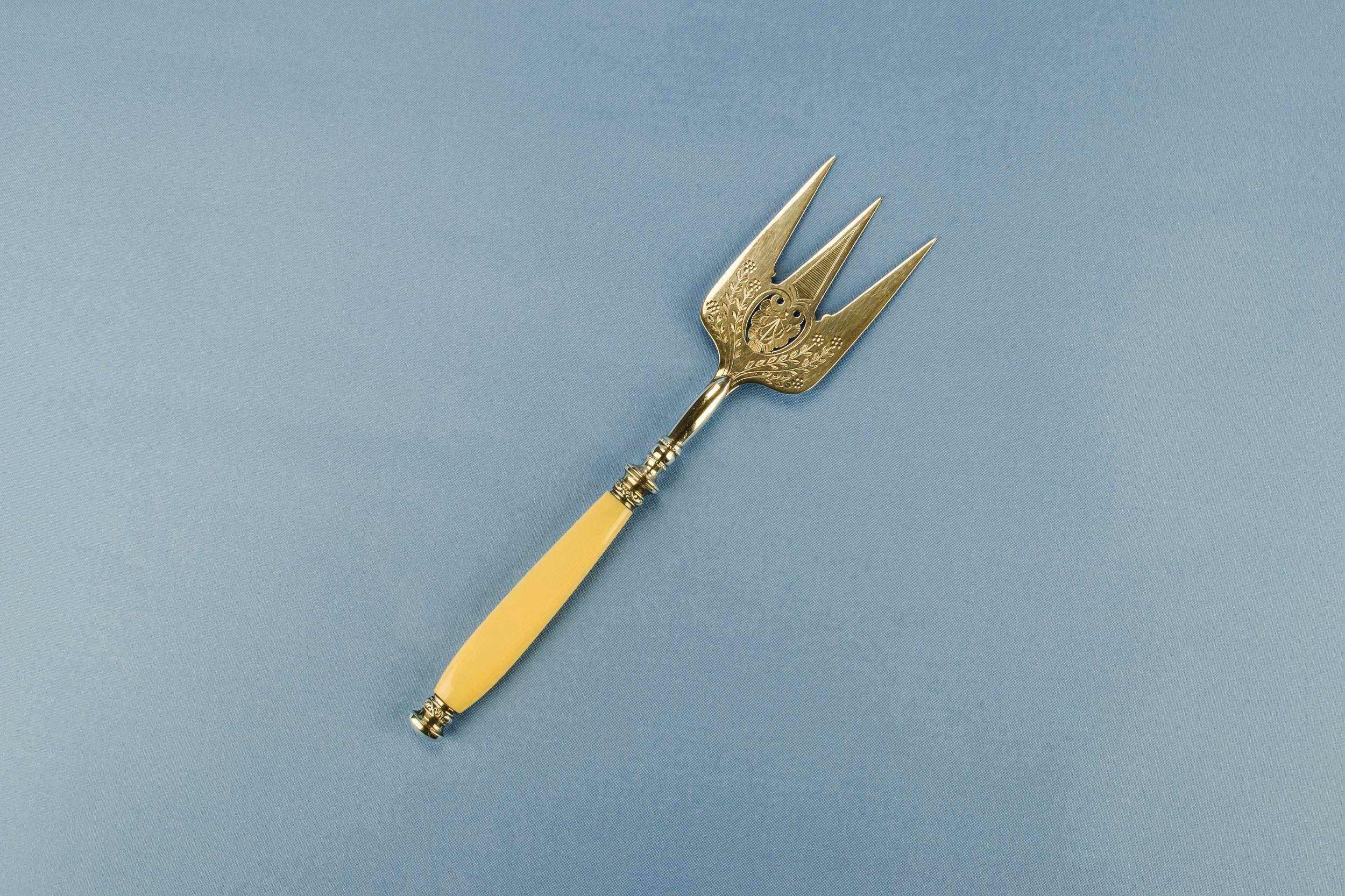 Antique Victorian Floral — Silver plated bread fork