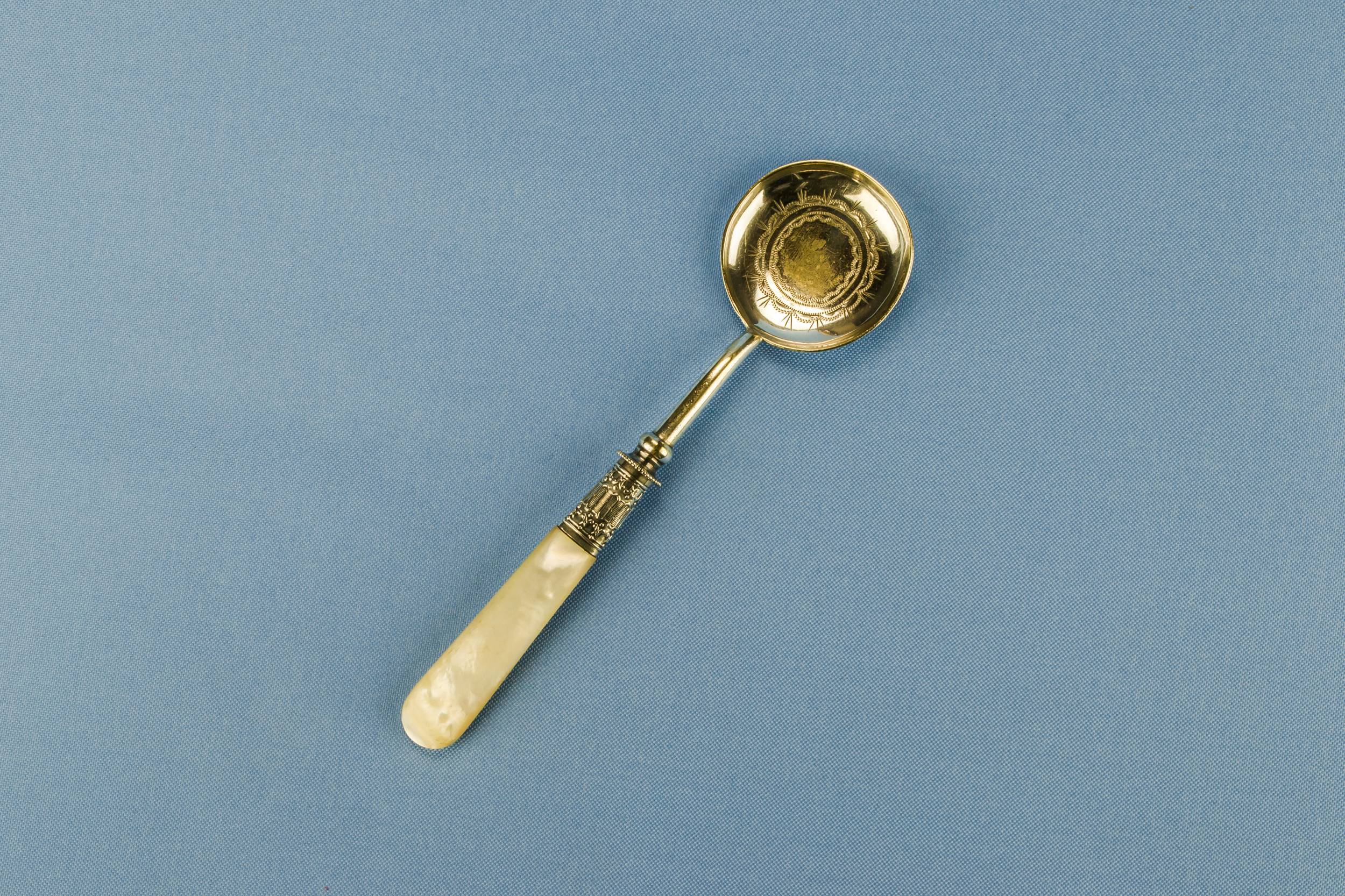 Aesthetic Movement Silver — Mother of pearl sugar spoon