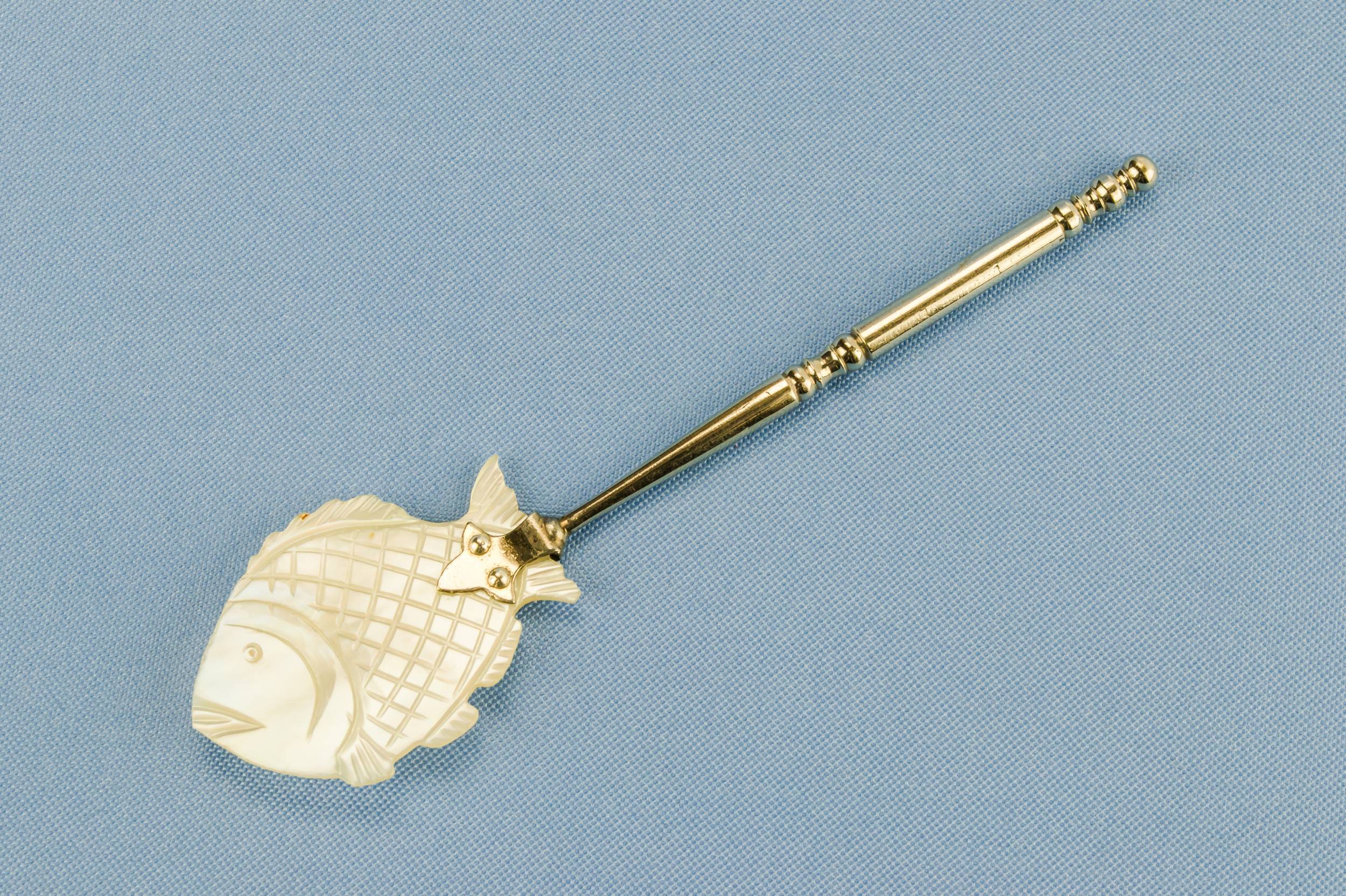 Caviar or Dessert — 4 fish caviar spoons 1