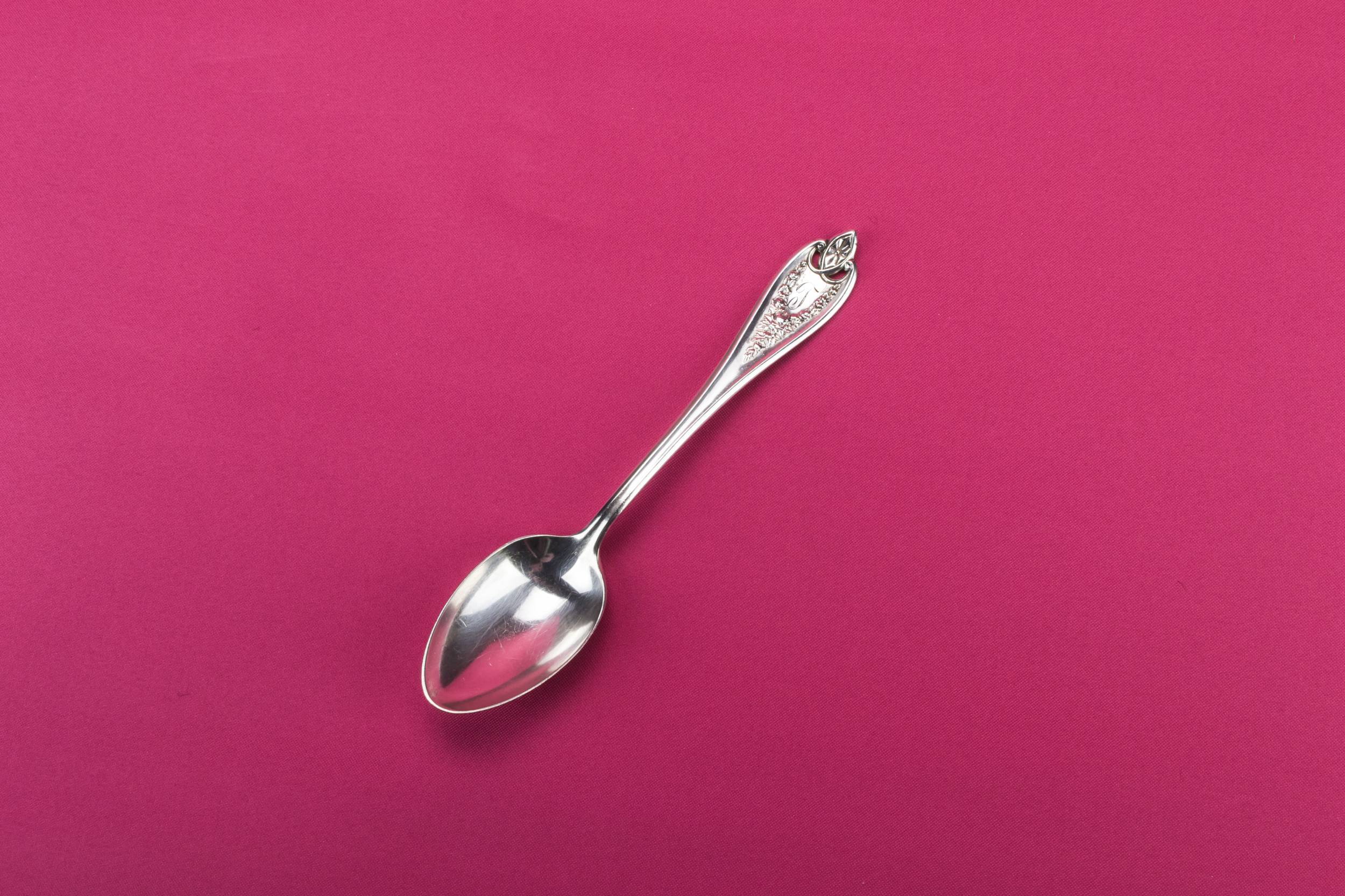 Silver Plated Metal — 6 silver plated spoons