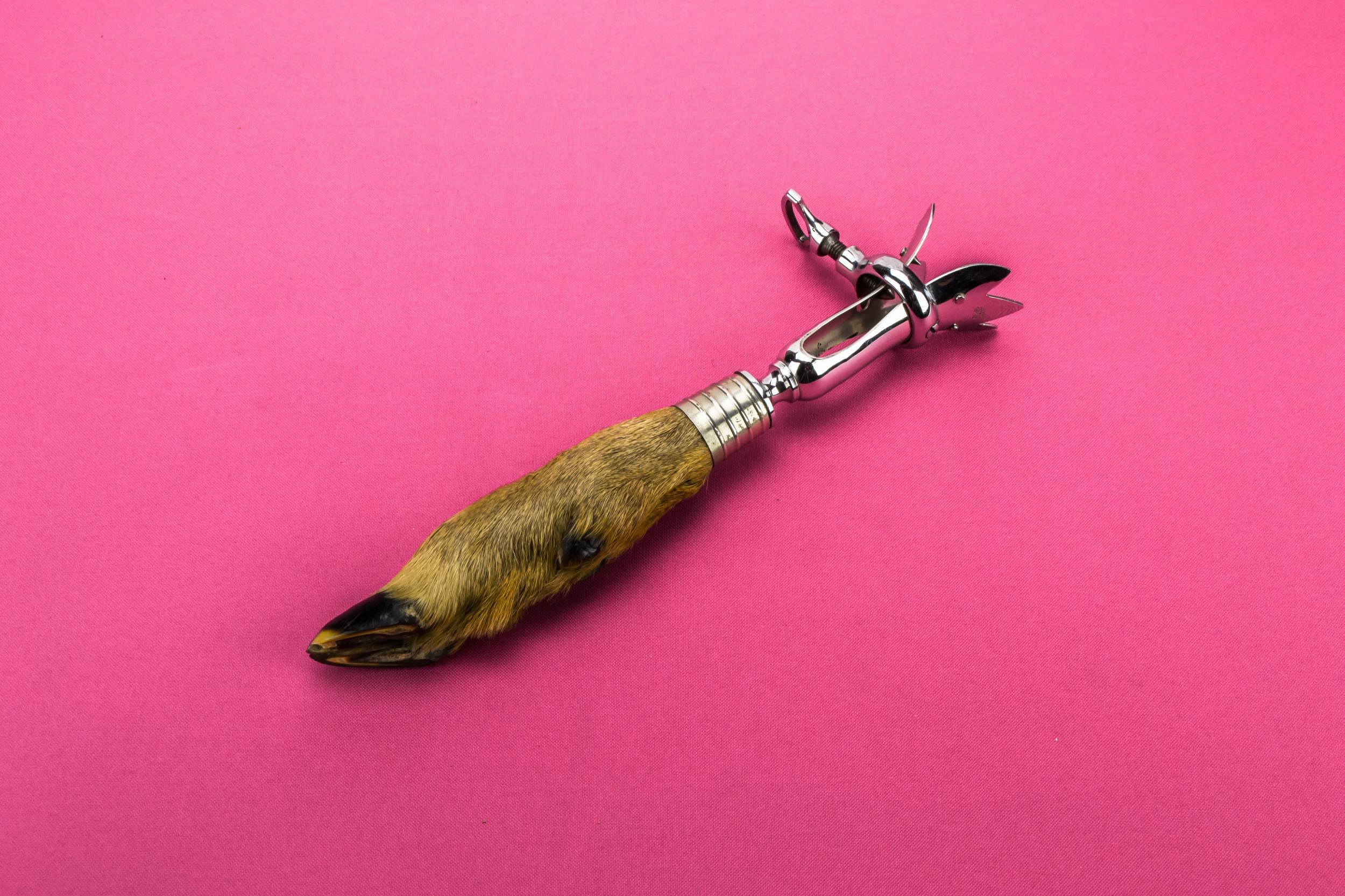 Stainless Steel Taxidermy — Roast carving handle 1