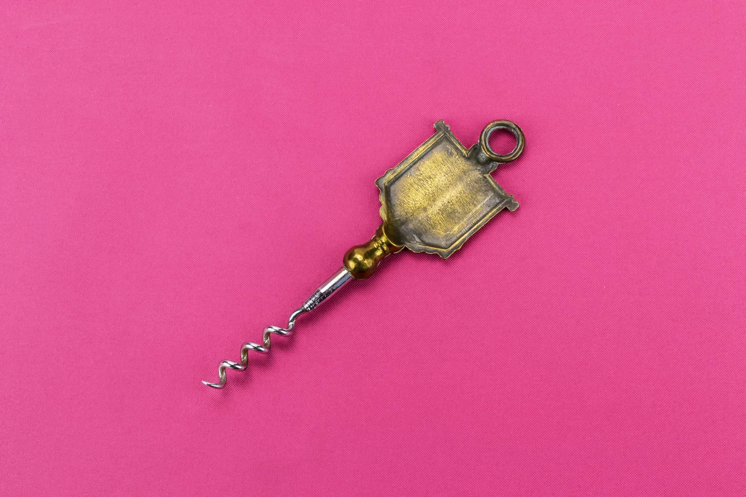 Charming Vintage CORKSCREW — Brass banner corkscrew 1