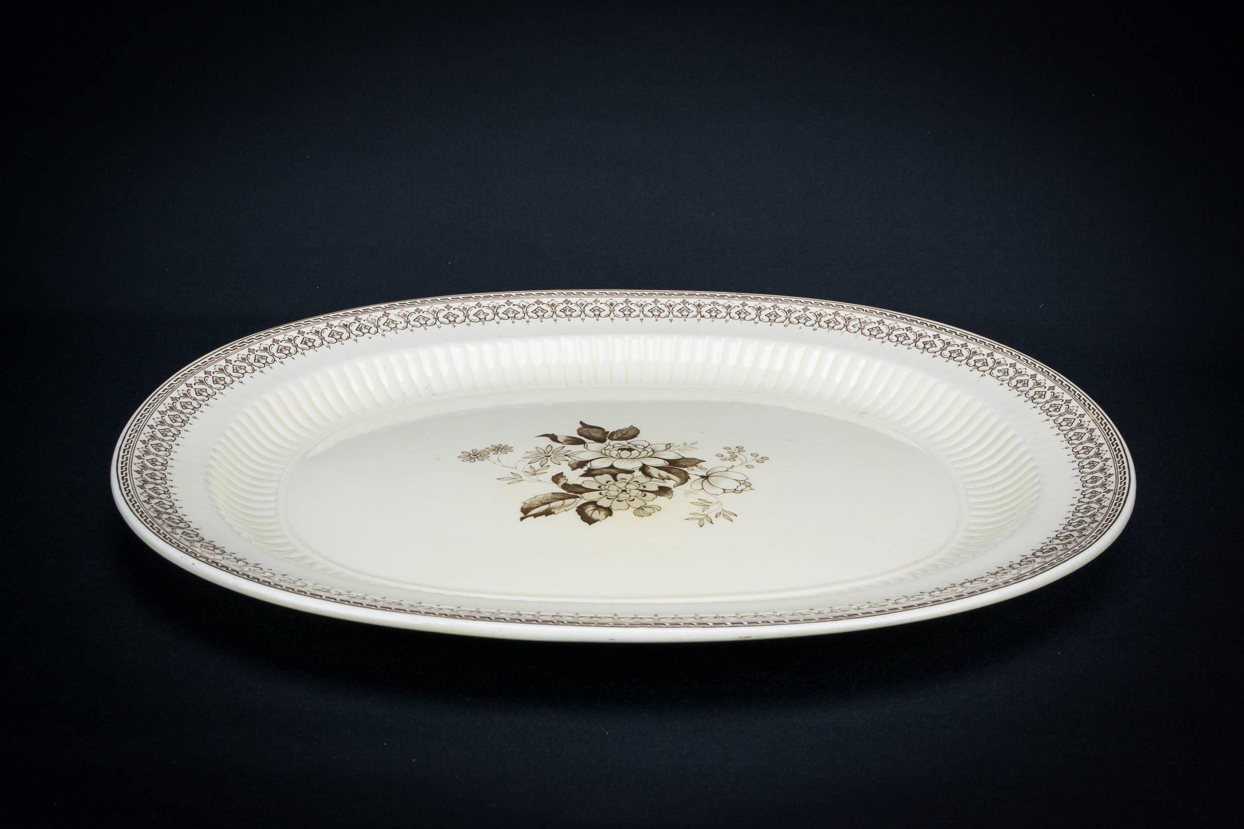 Victorian Elegant Floral — Large brown serving platter 1