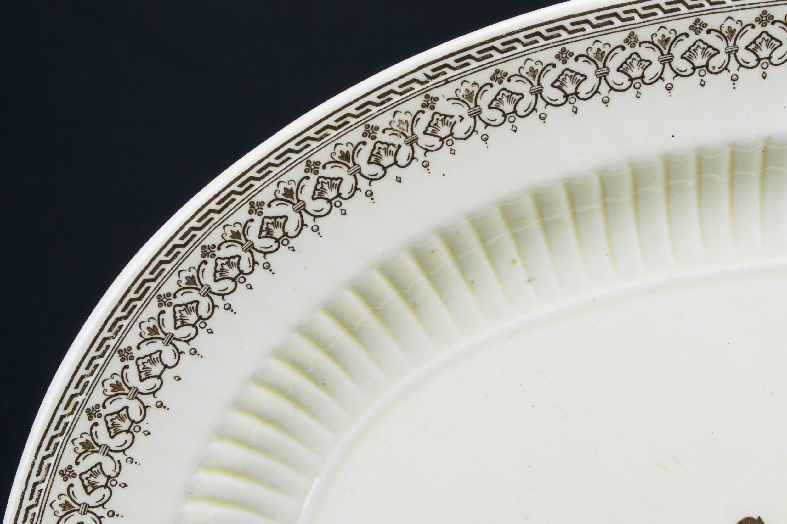 Victorian Elegant Floral — Large brown serving platter 4