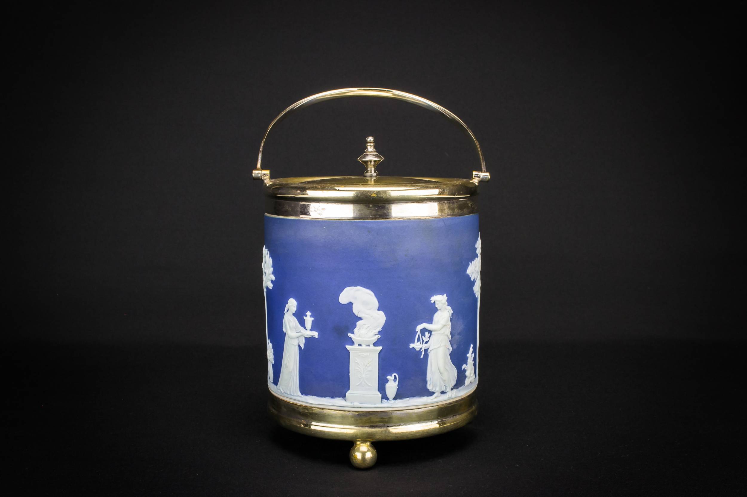 Blue and White — Blue and white ice bucket 5