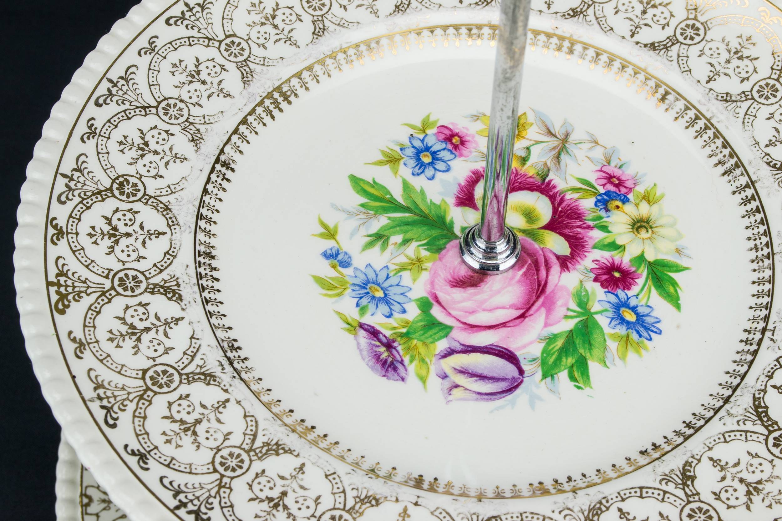 Vintage Traditional CAKE — 2 tier cake stand 2