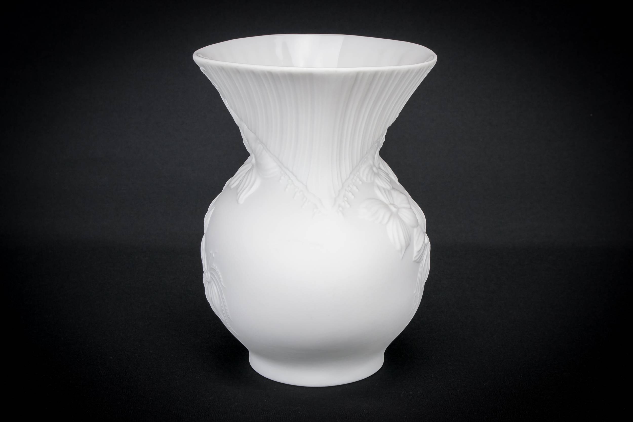 Retro Vintage Floral — White vase by Kaiser 1