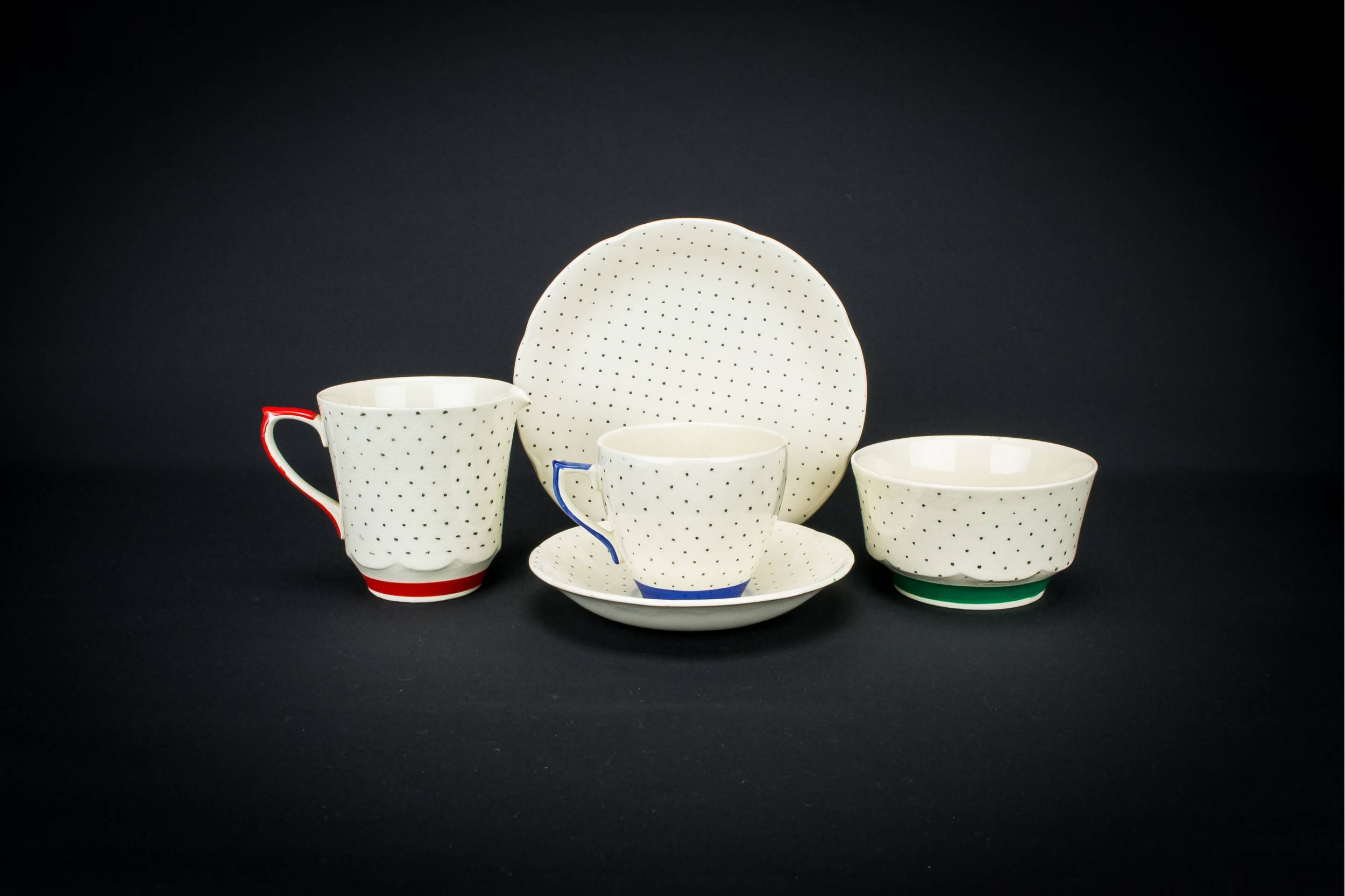 Ceramic Vintage TEA — Polka dot tea set for 5