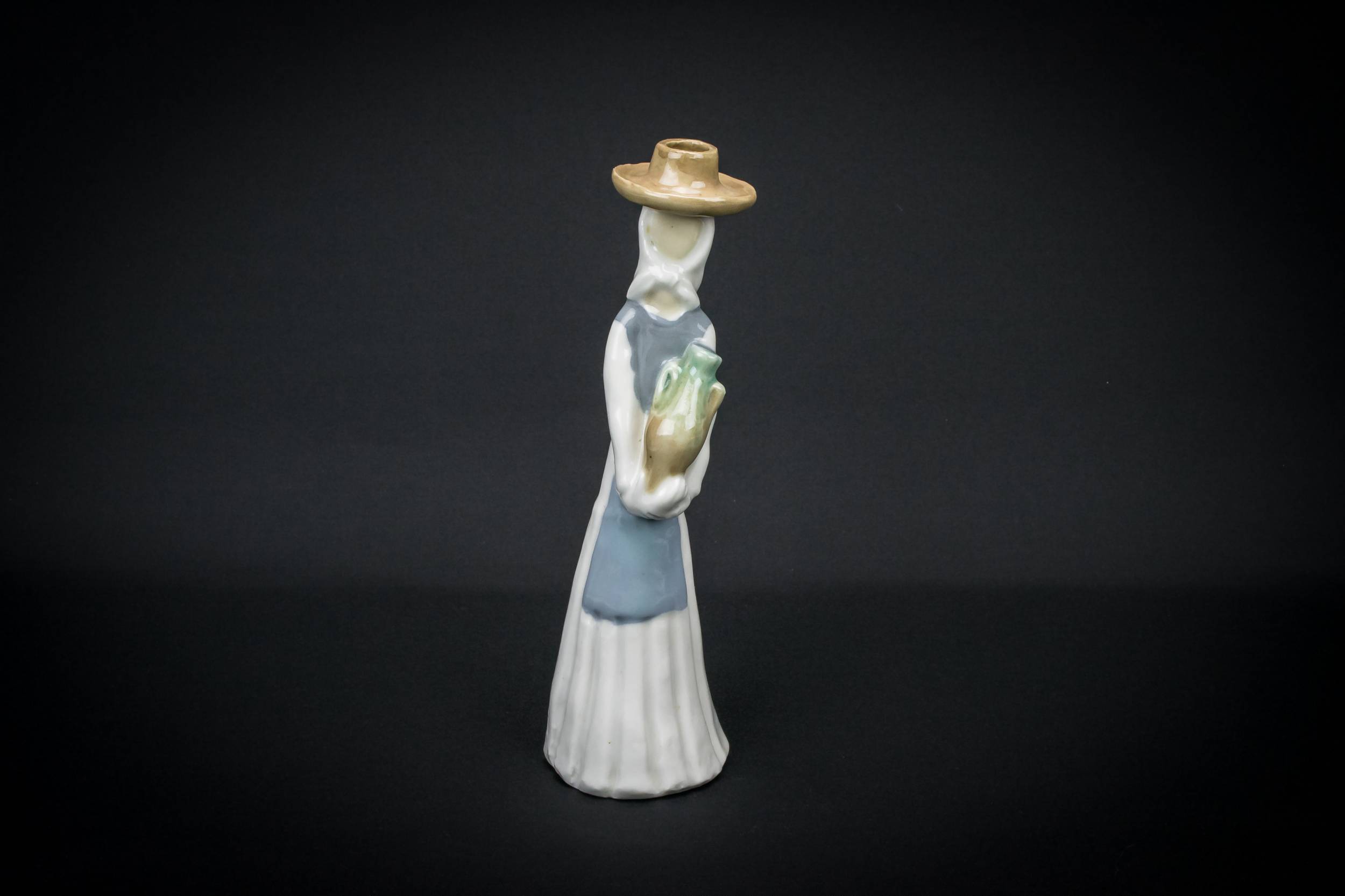 Elegant Retro Figure — Girl figure candlestick