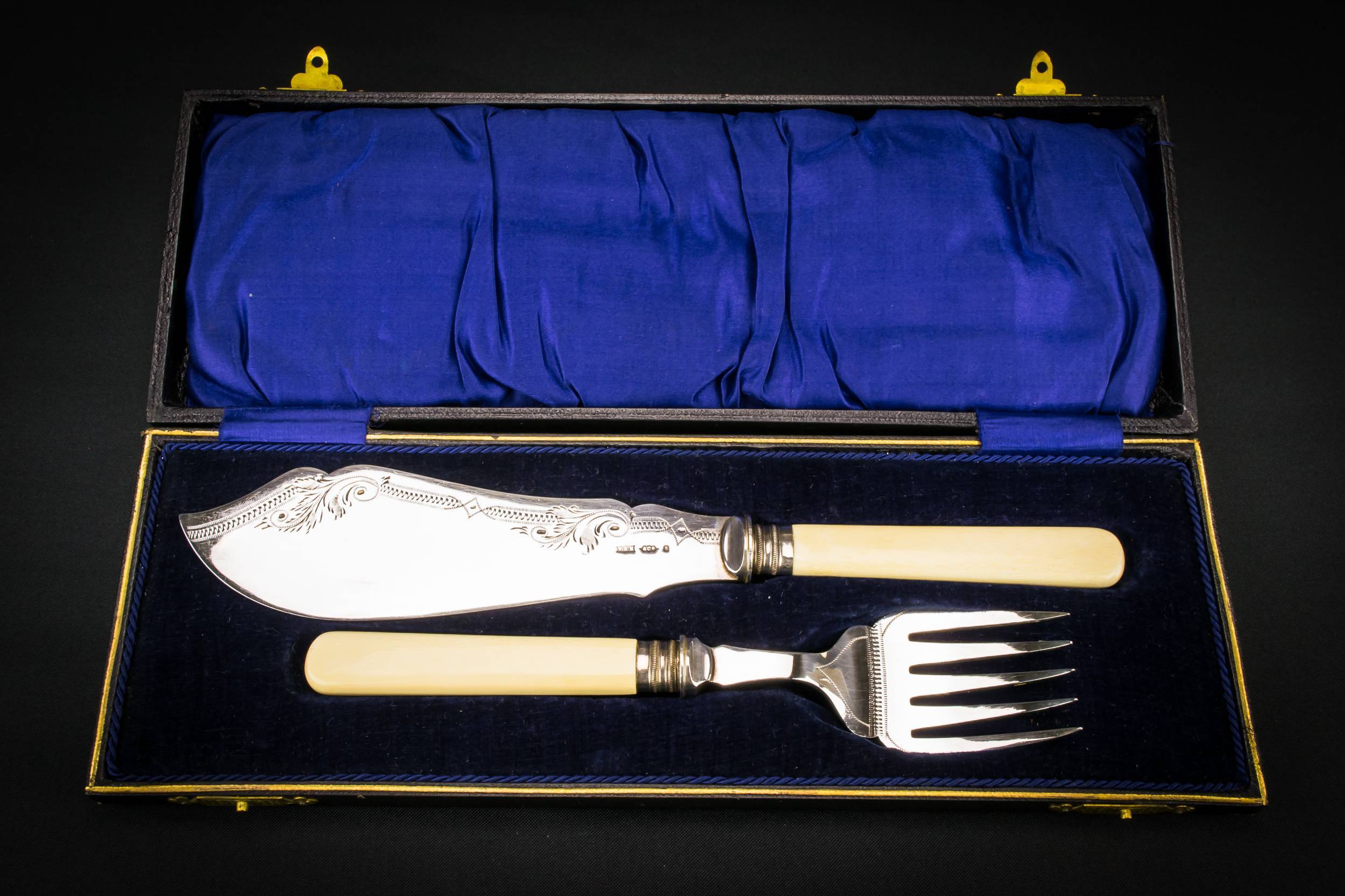 Silver Plated Ivory — Fish serving knife and fork 1